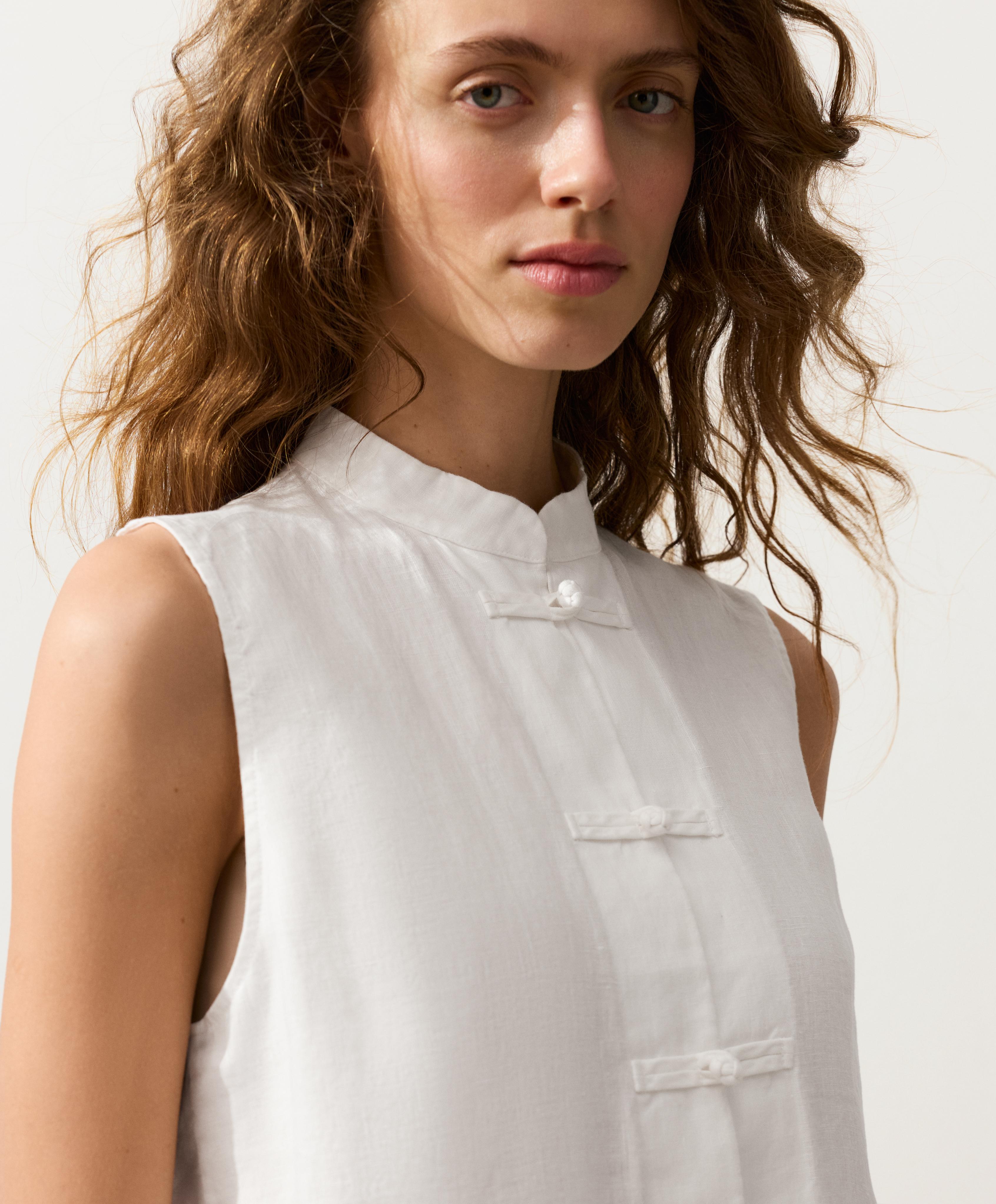 100% linen sleeveless stand-up collar shirt — WHITE