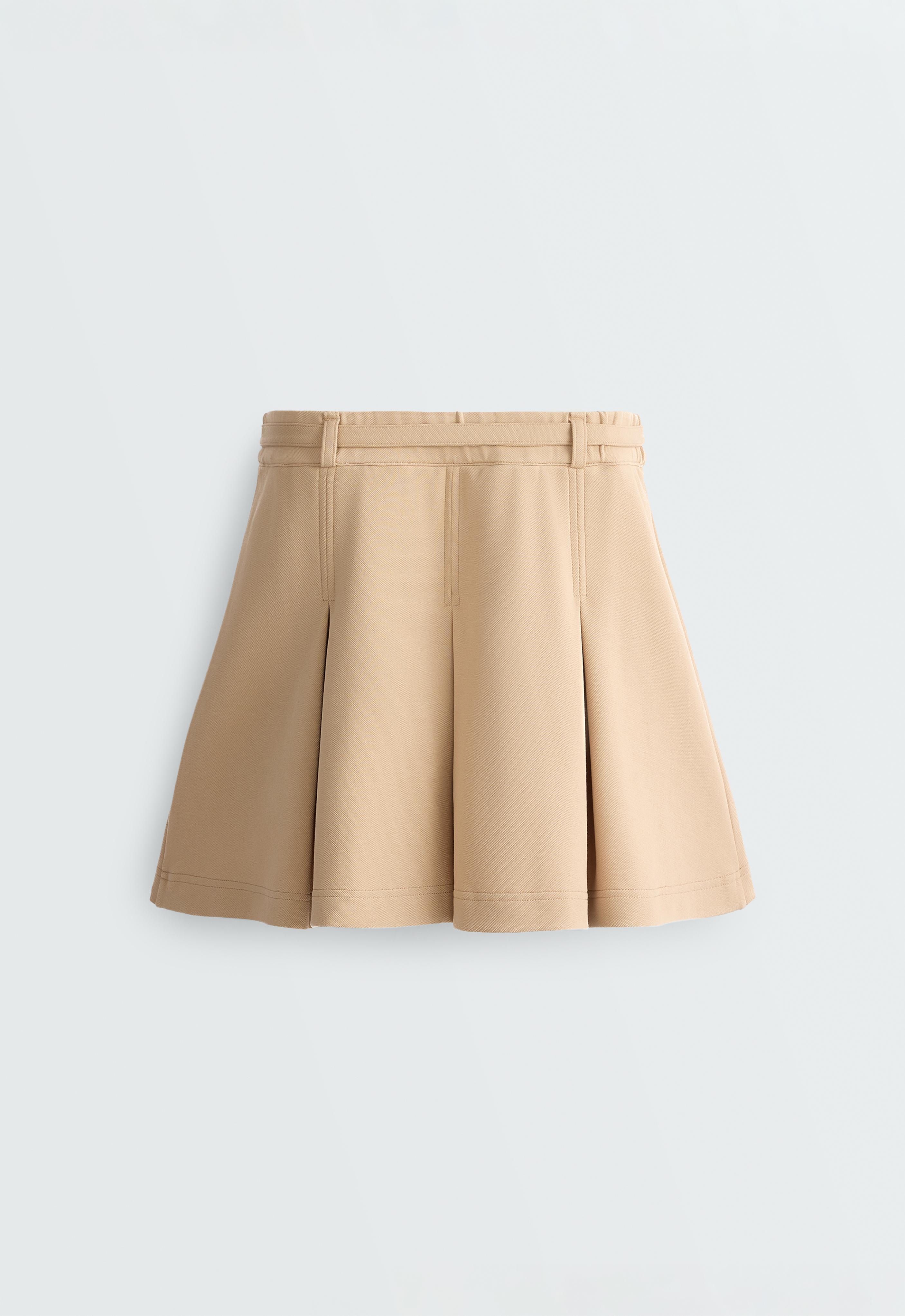 High-rise pleated short skirt with belt — BEIGE