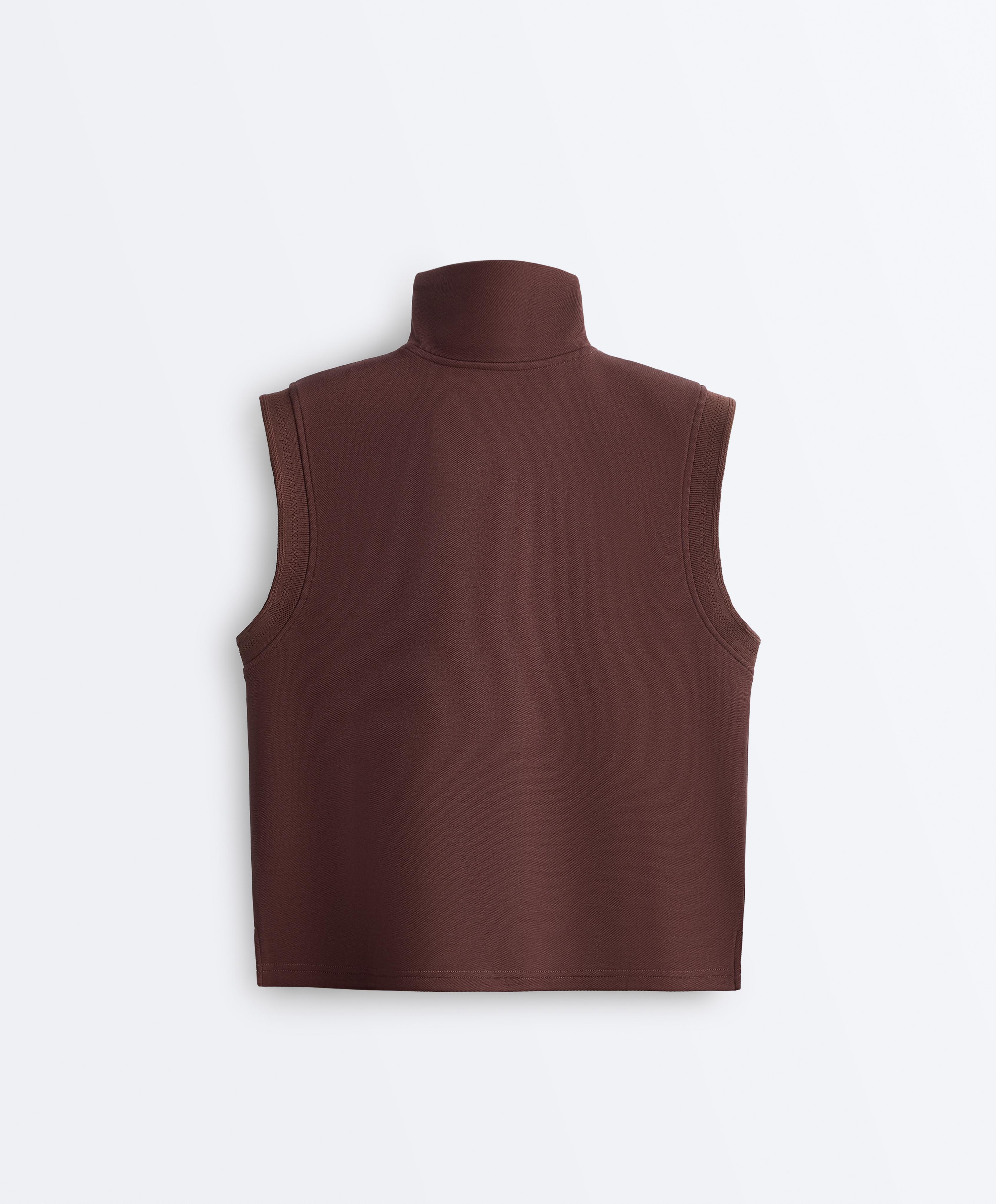 Cotton piqué sleeveless vest — CHOCOLATE