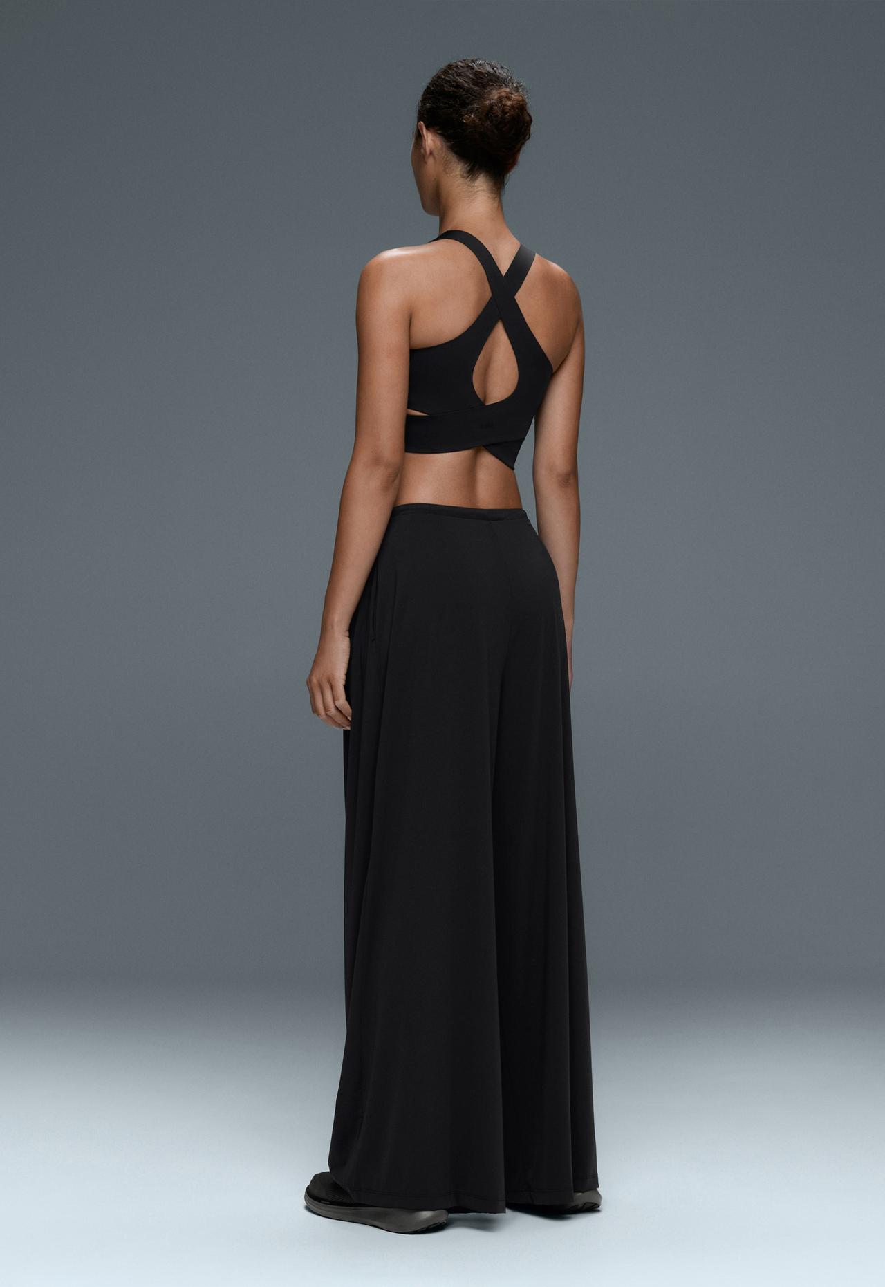 Wide-leg Light touch pleat trousers — BLACK