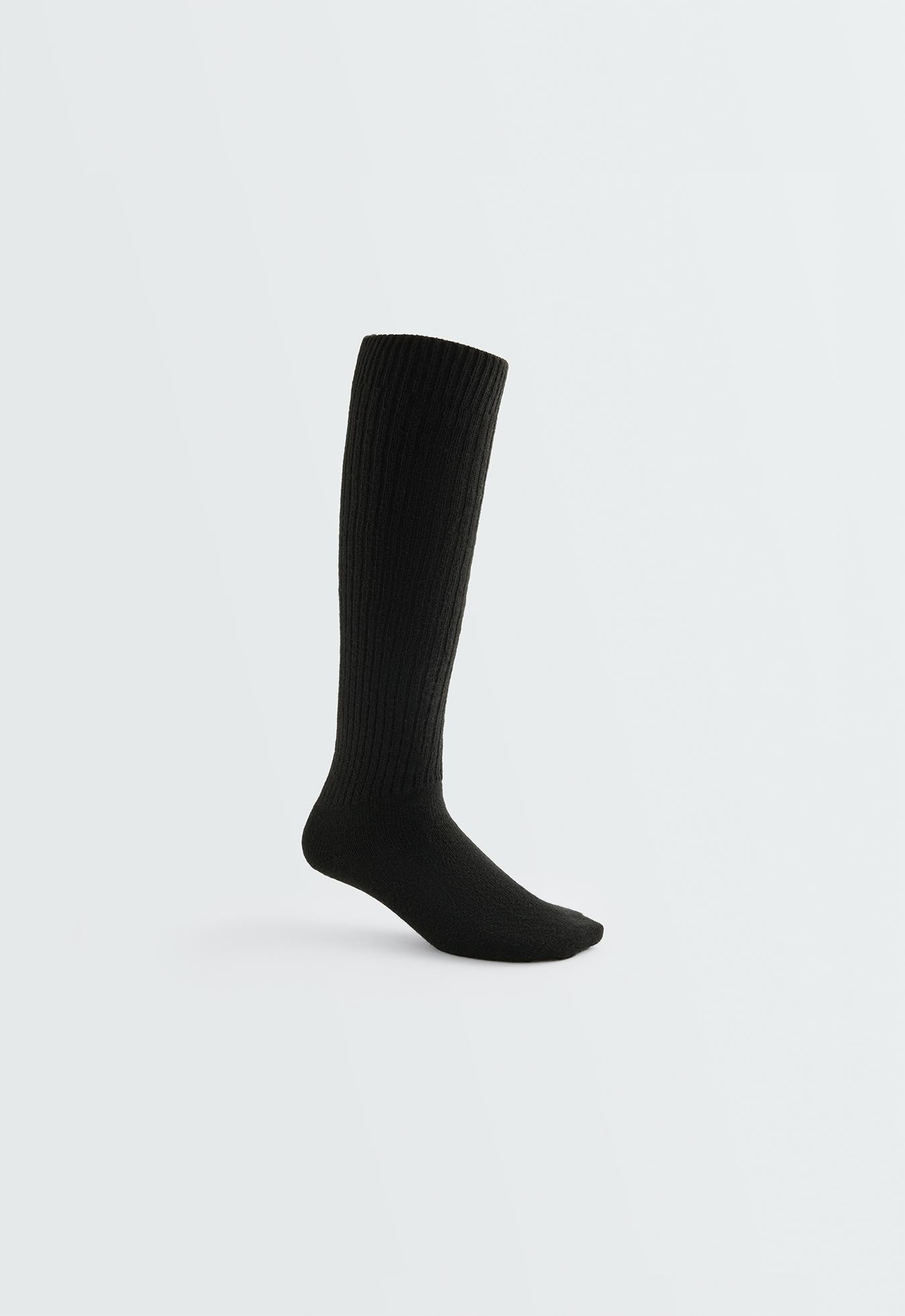 22% cashmere 10% wool long socks — BLACK