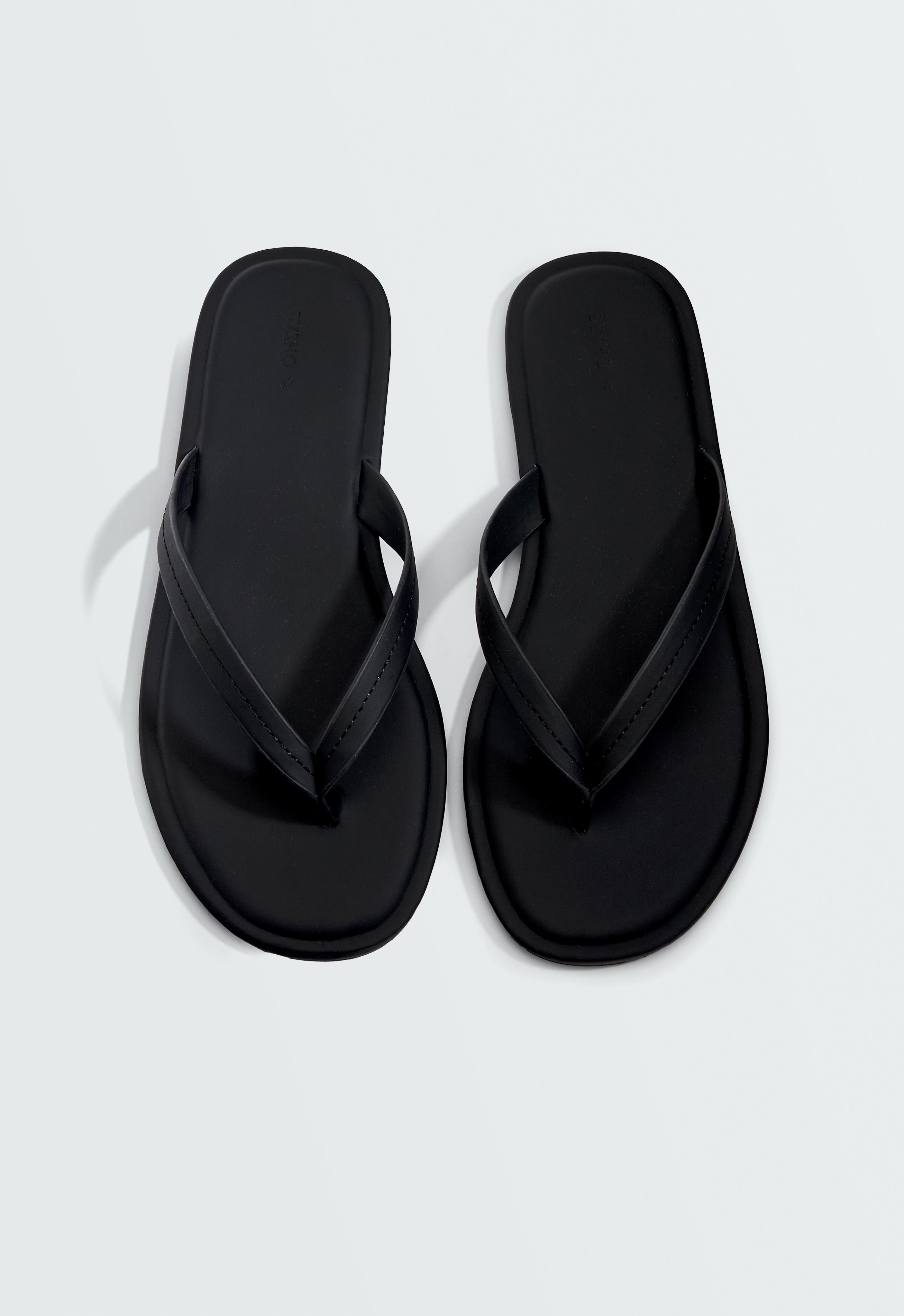 Minimalist flat sandals — BLACK