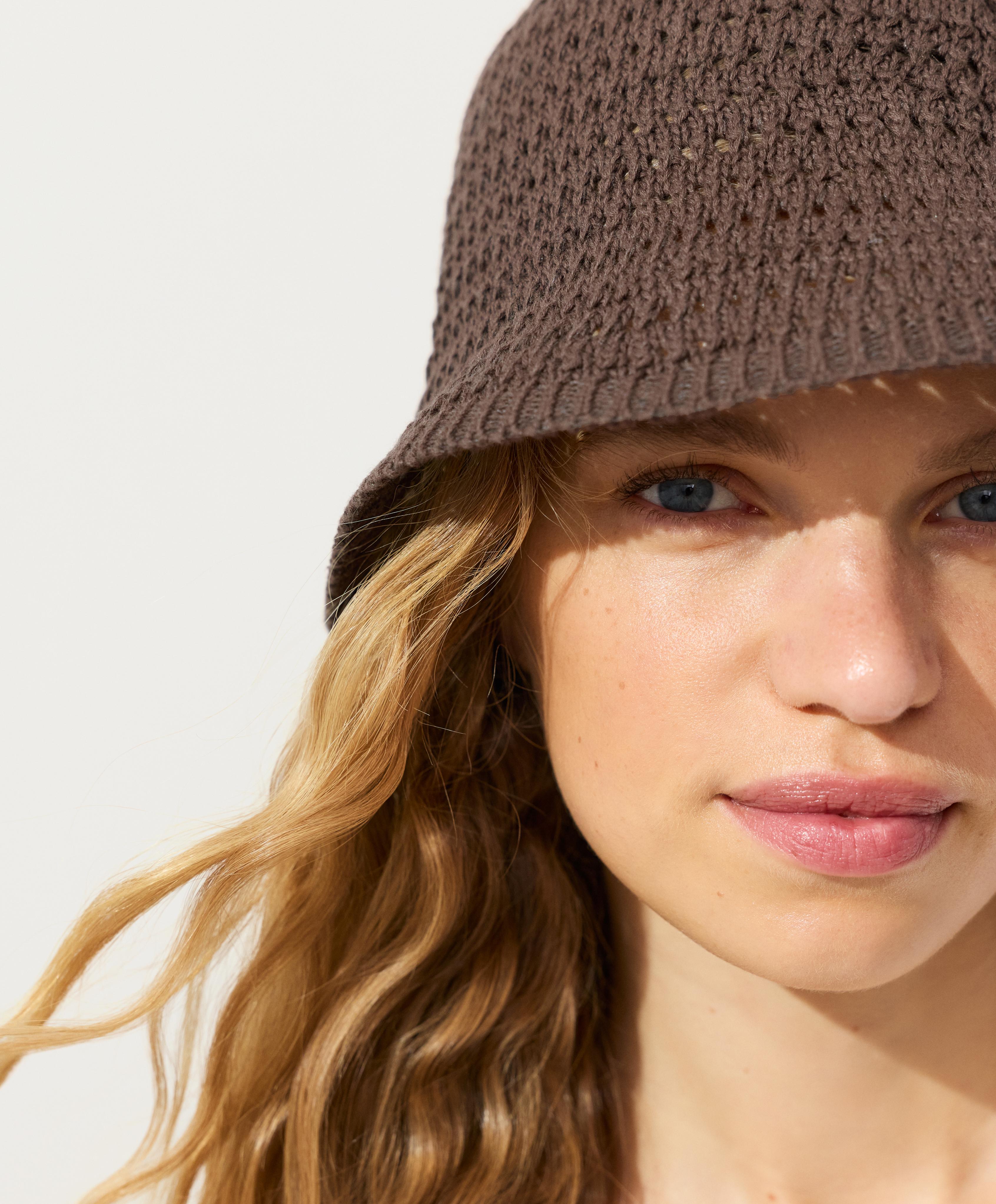 100% cotton crochet bucket hat — BROWN