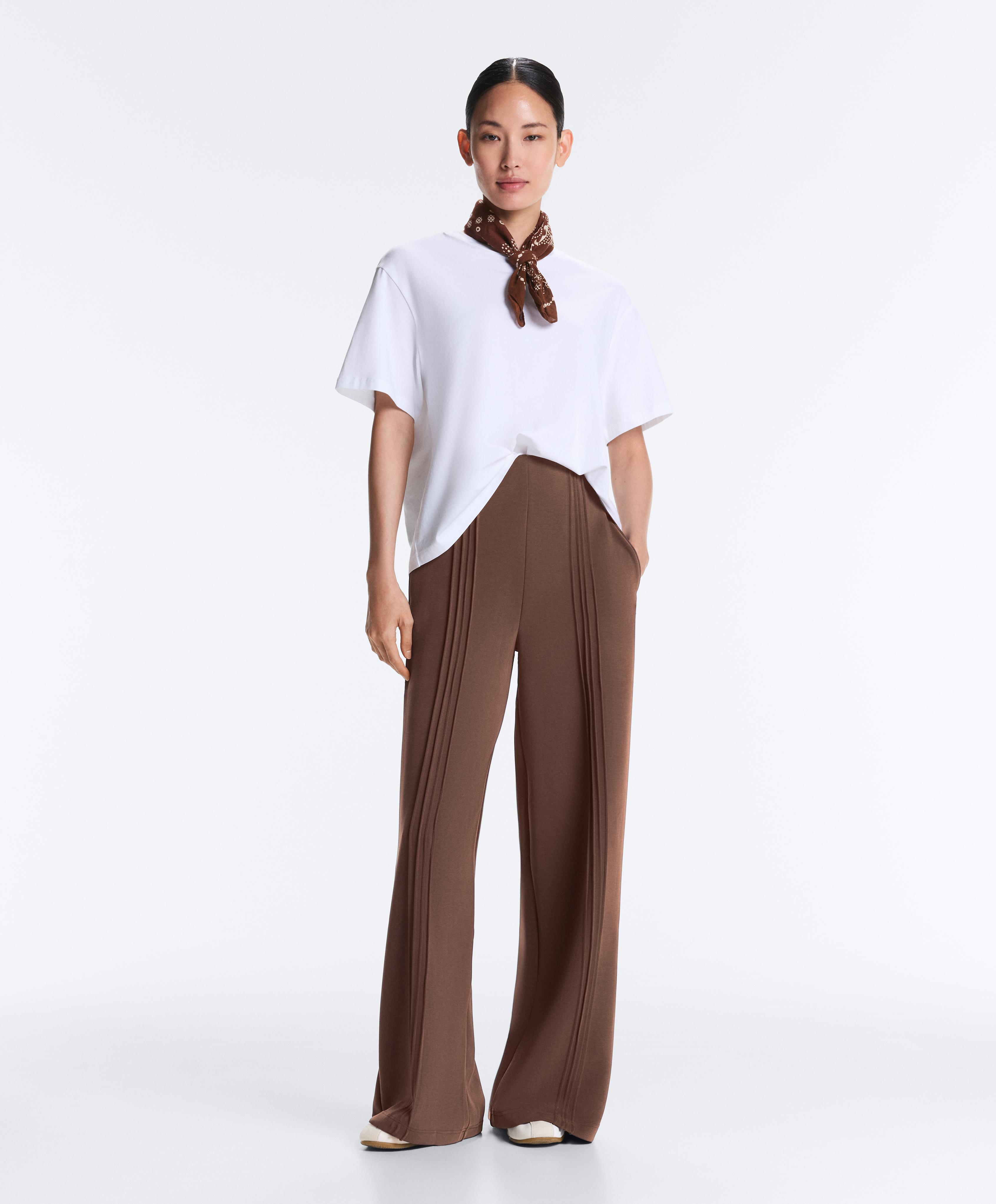 Straight-leg trousers with soft-touch modal and piping