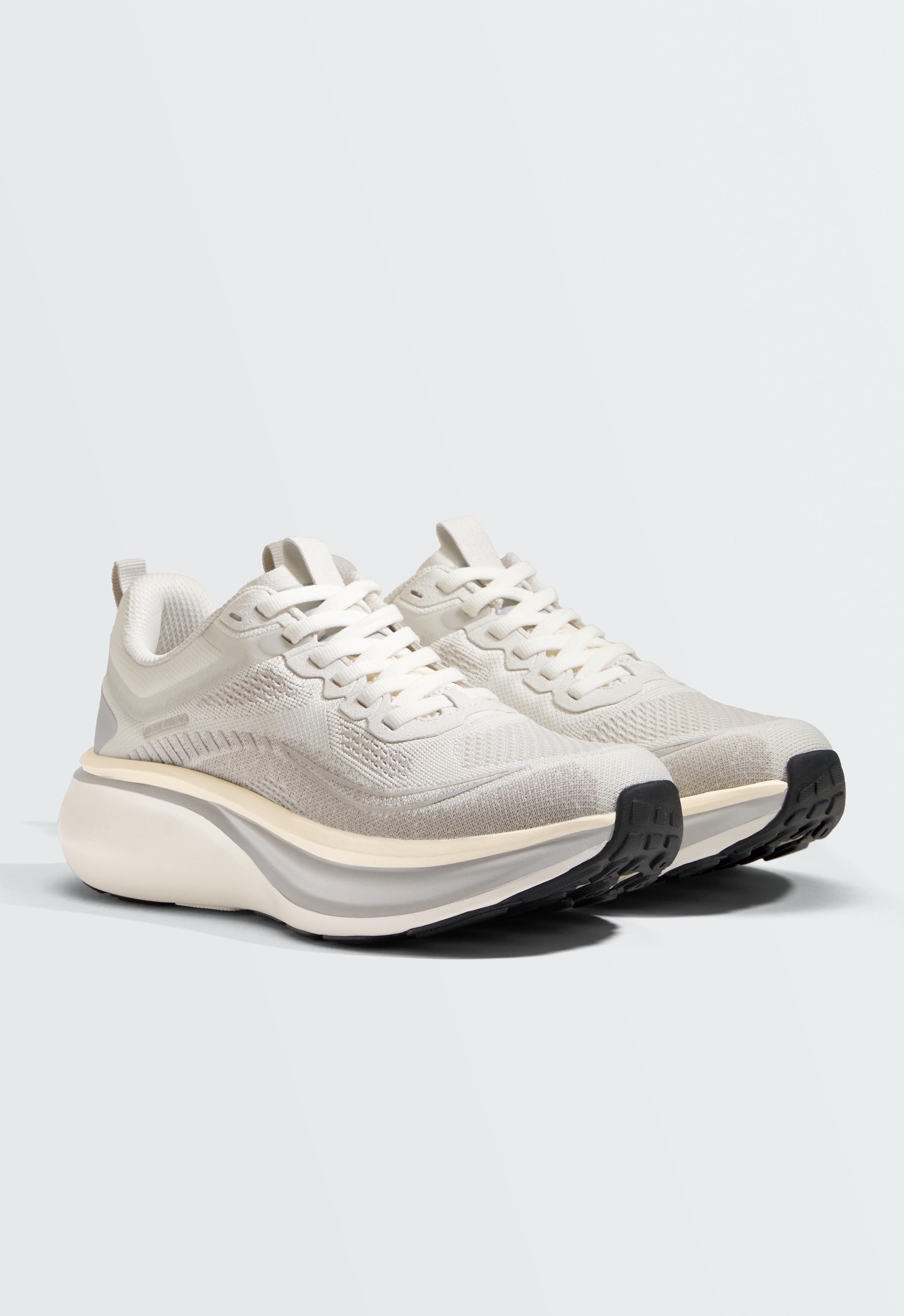Hardloopschoenen OY/ER 835 V2