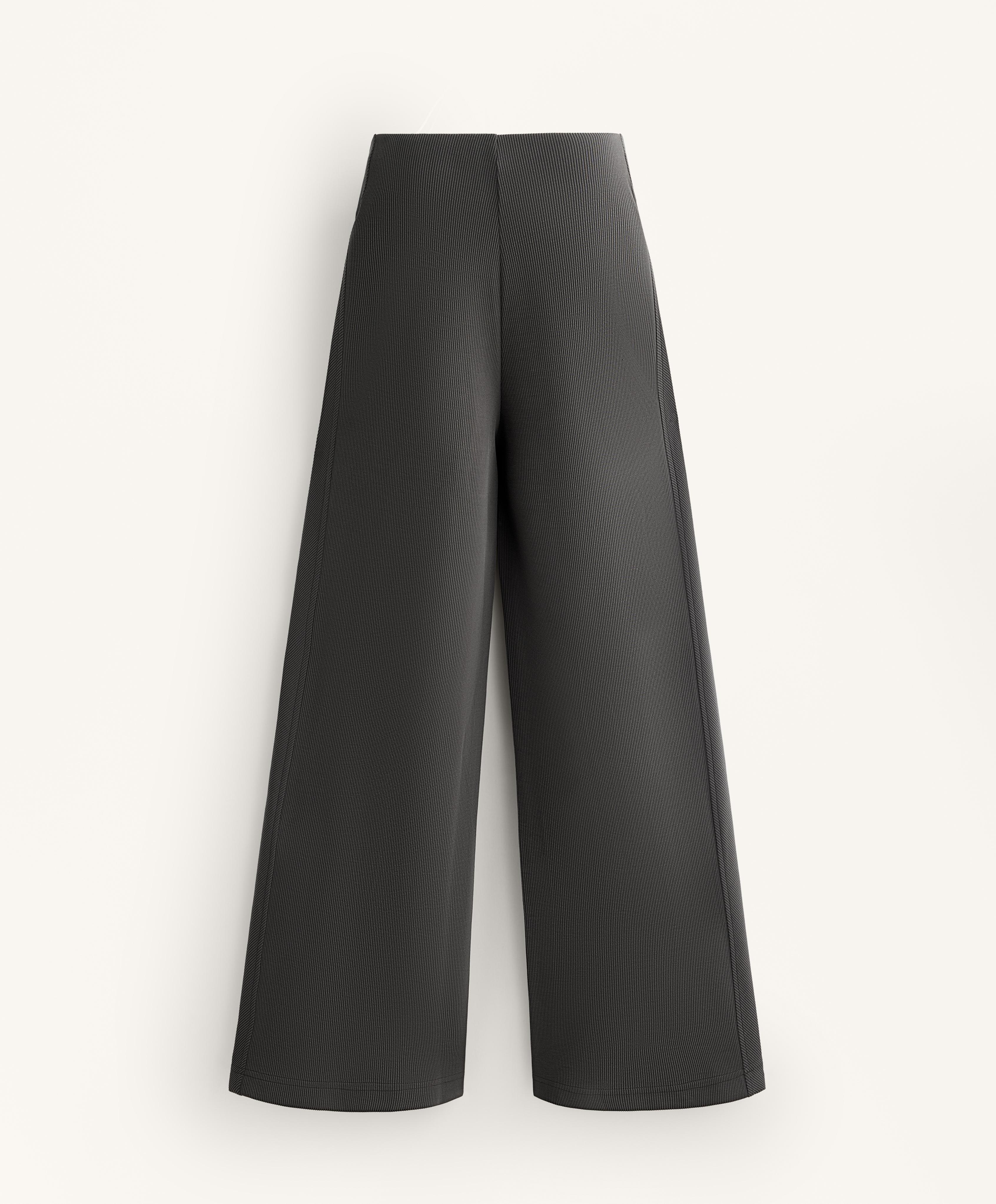 Wide-leg high-rise rib trousers with 29% modal