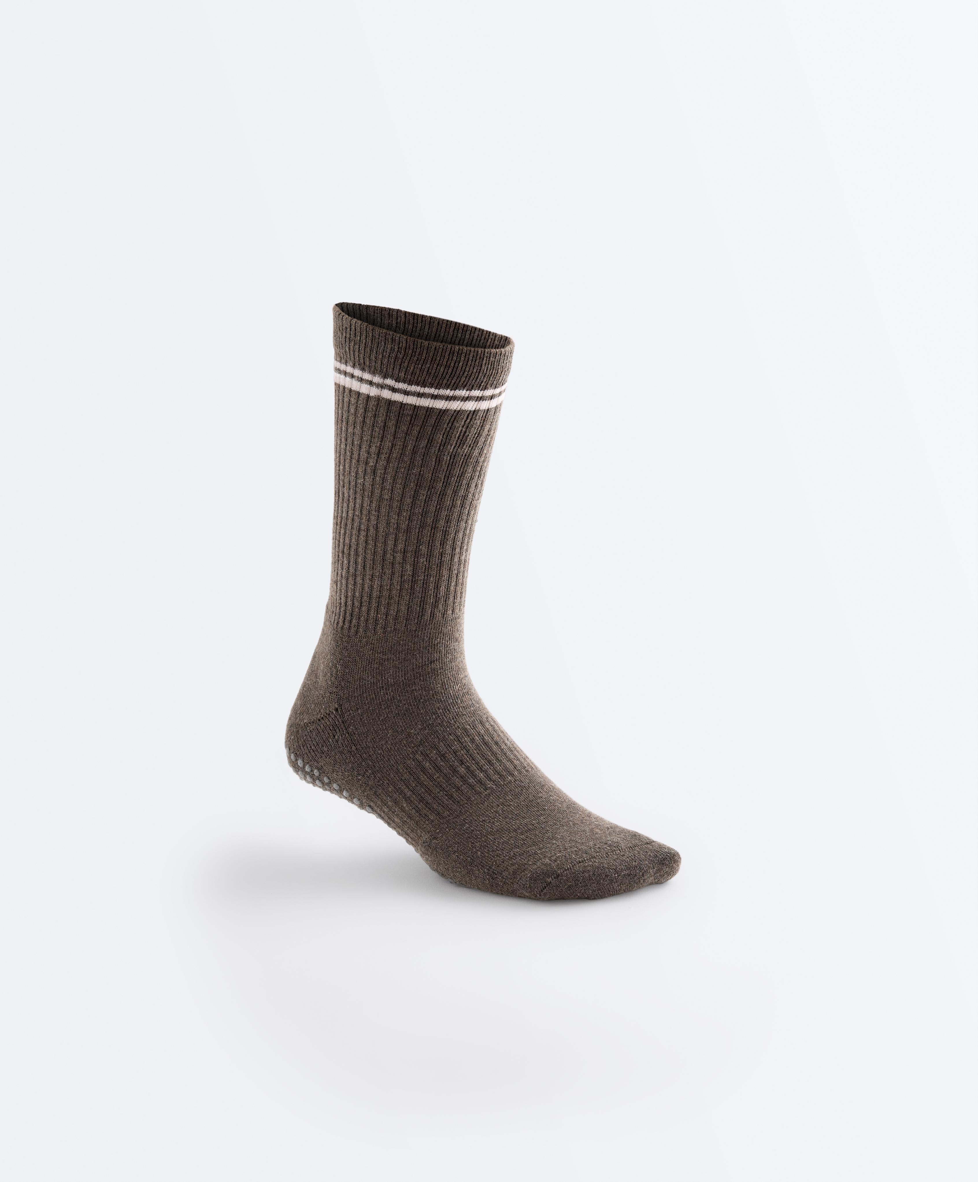 2 pairs of classic cotton cushioned yoga and Pilates socks — TAN MELANGE