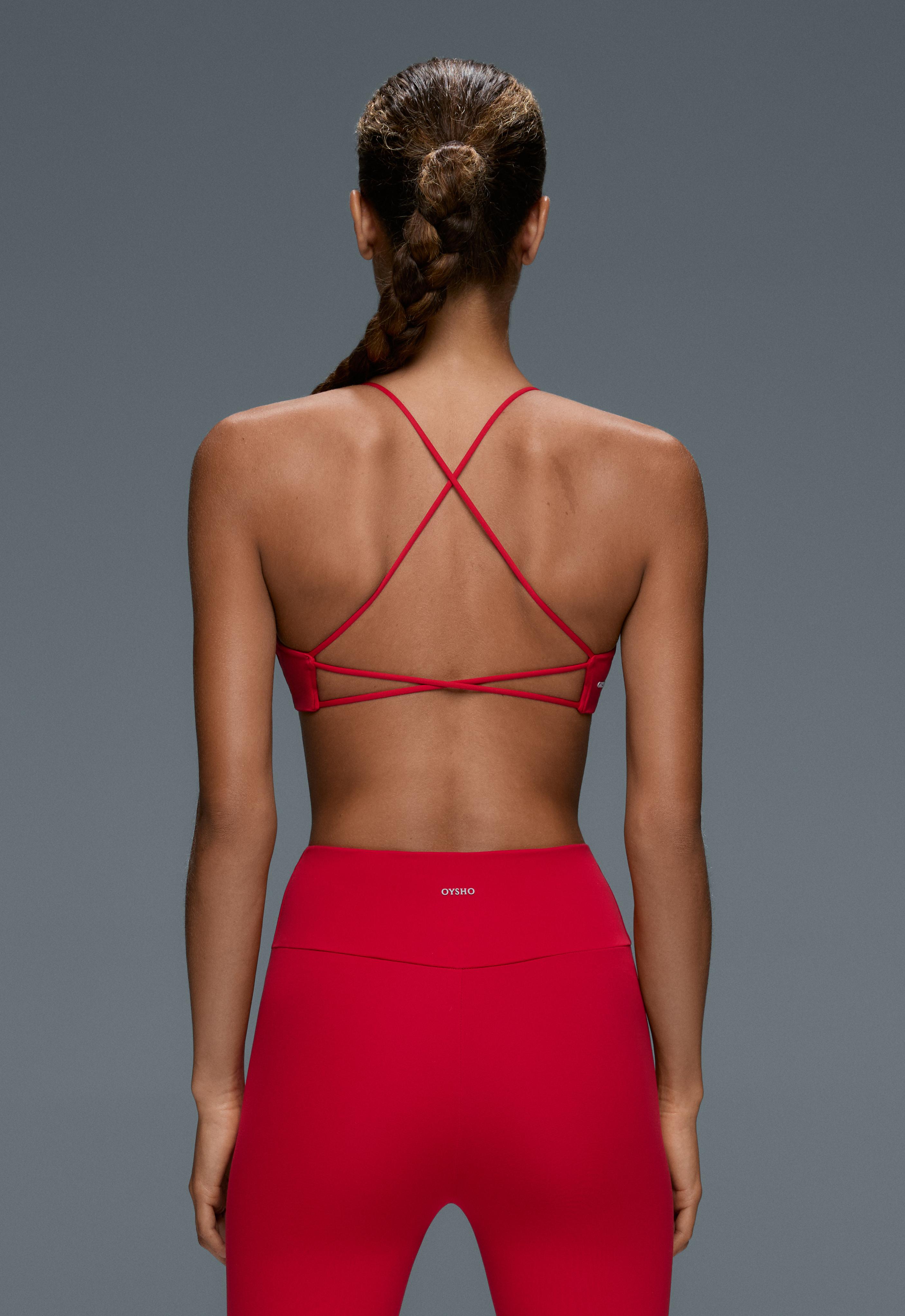 Low-support Comfortlux crossover sports bra — STRONG RED