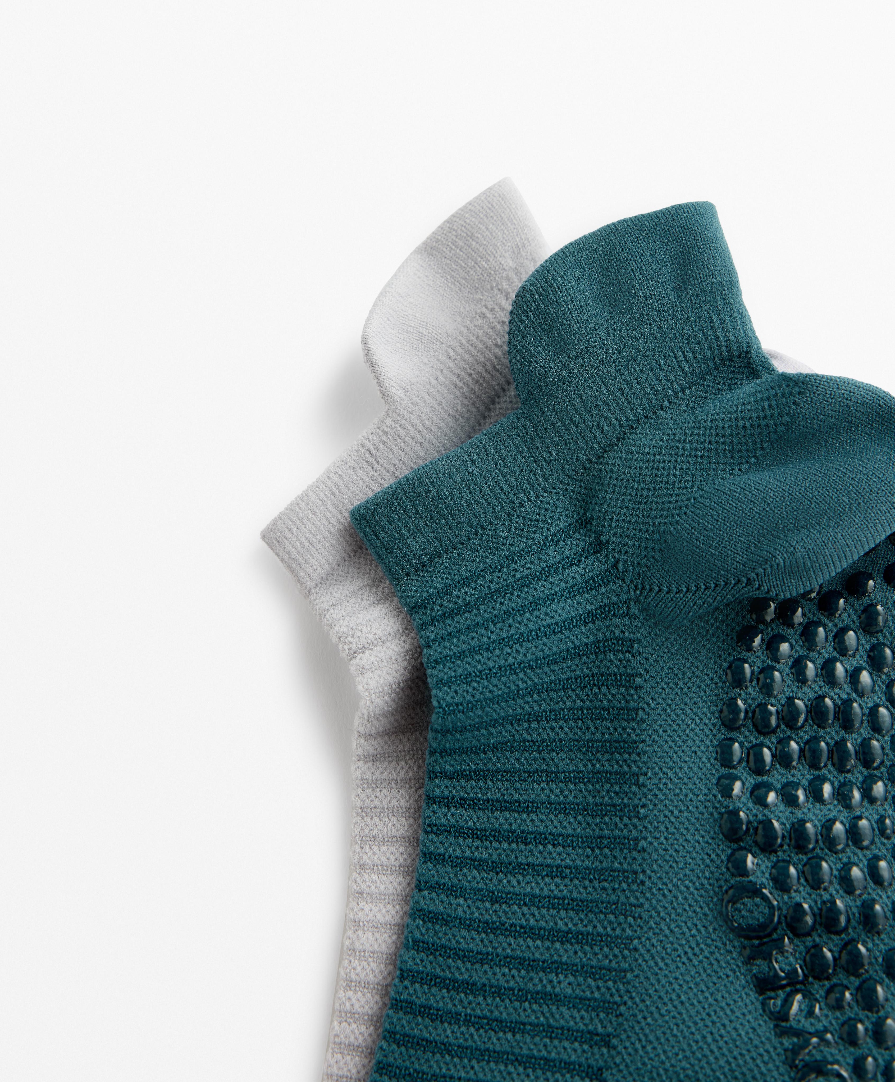 2 pairs of polyamide blend yoga and Pilates sneaker socks 2 pairs of polyamide blend yoga and Pilates sneaker socks
