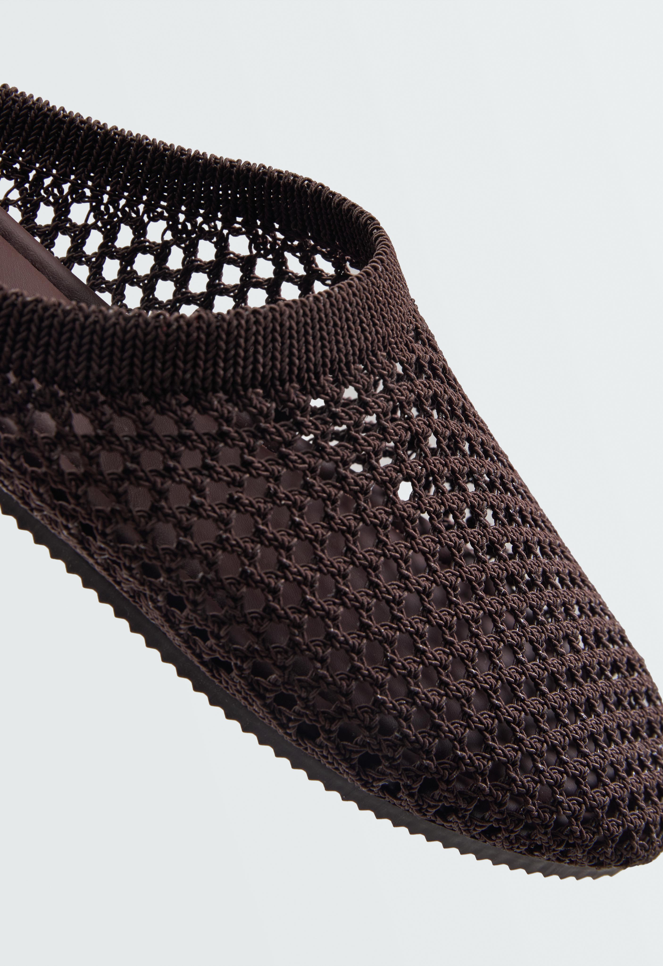 Crochet open-back clogs — BROWN