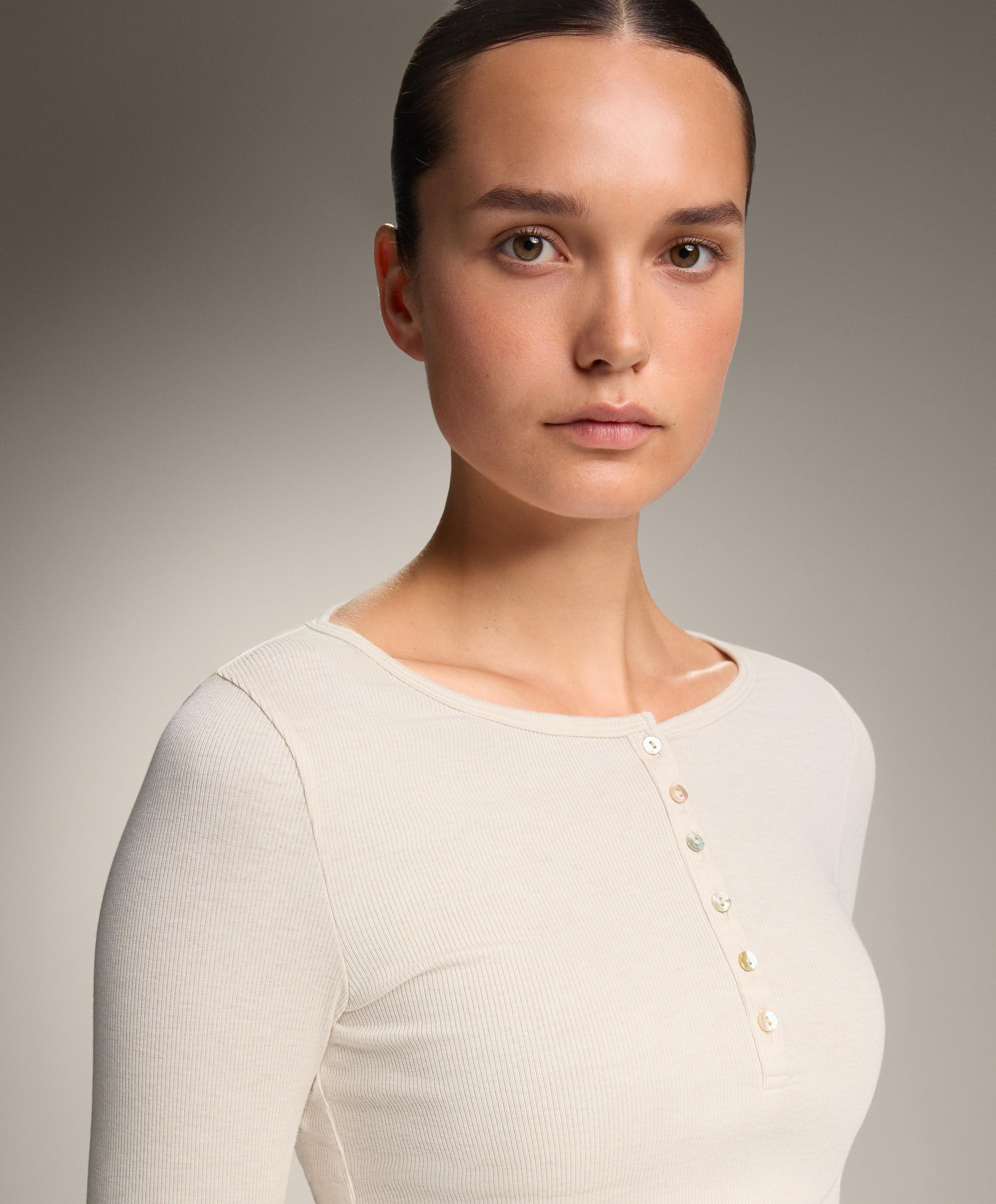 Long-sleeve button rib T-shirt with cotton and modal