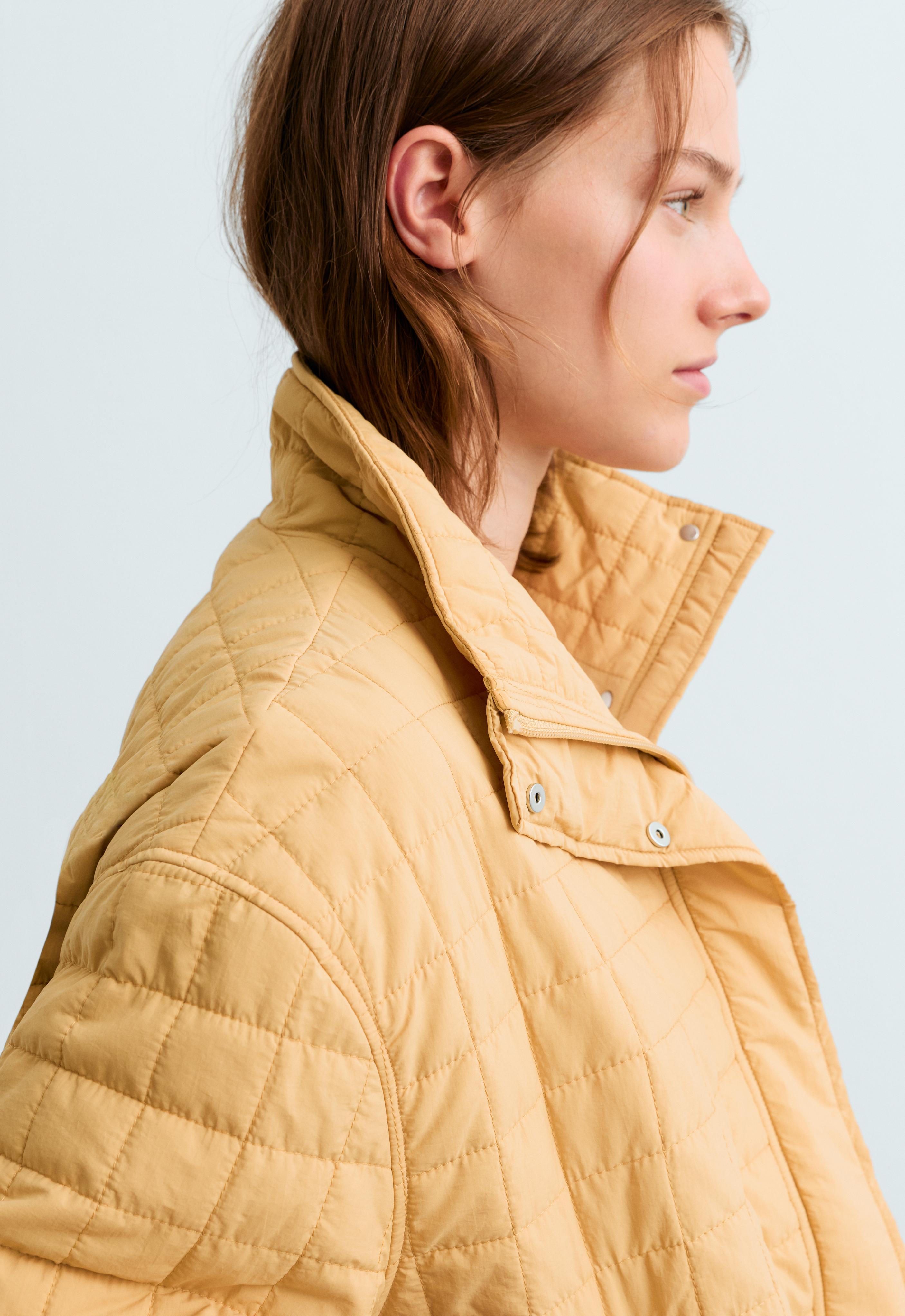 Short FELLEX® AEROGEL padded jacket — OCHRE