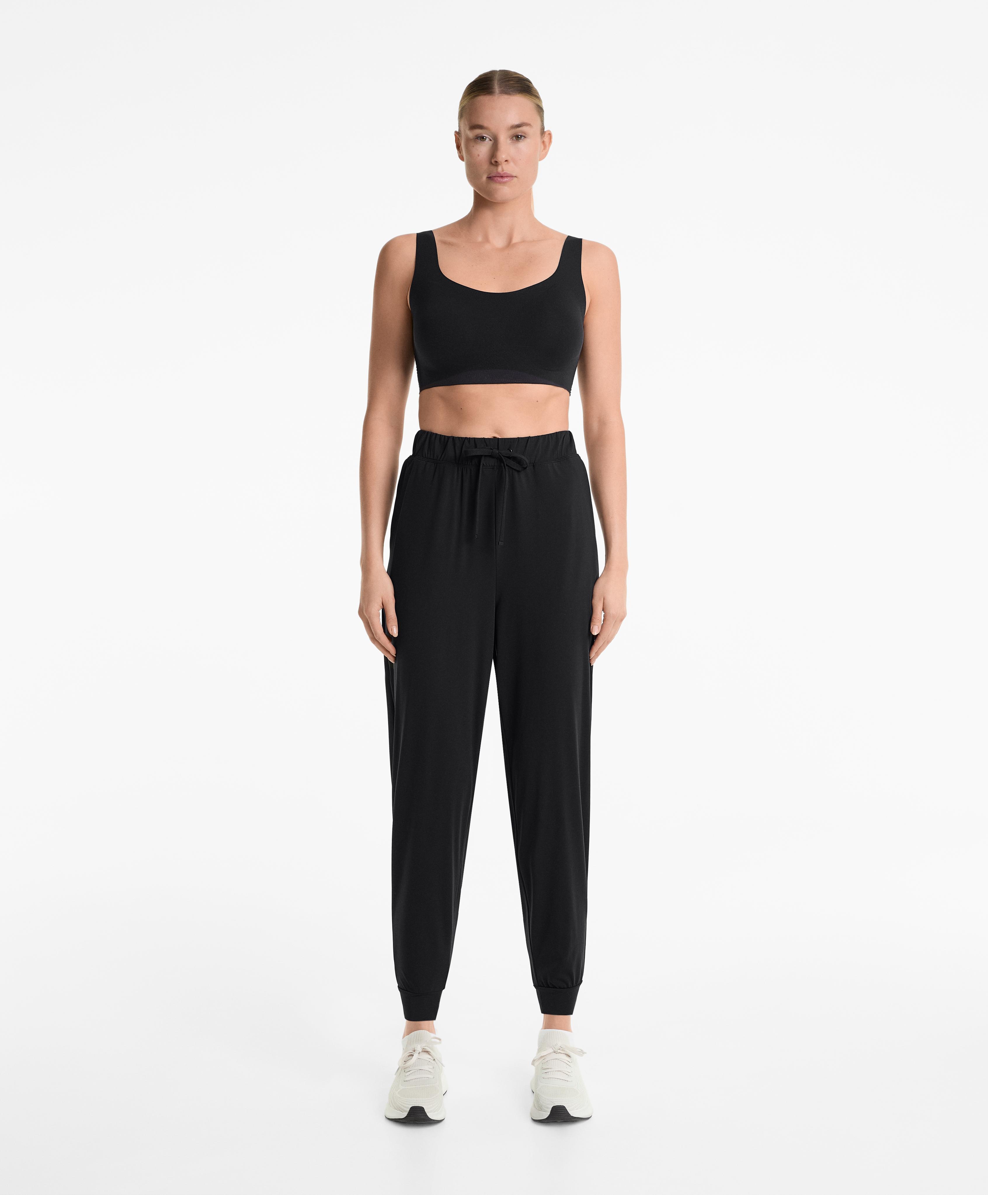 Total look jogger classic light touch noir