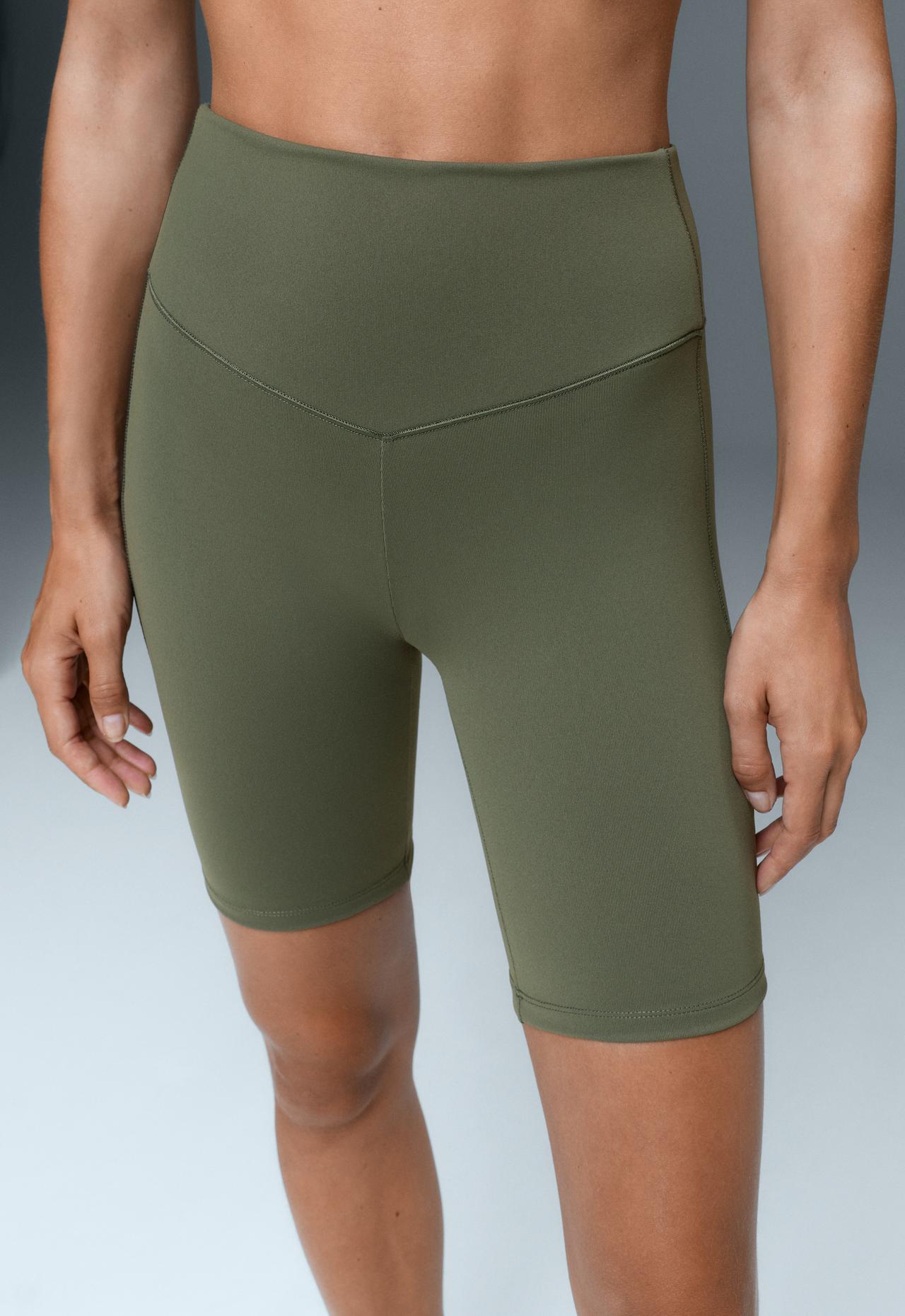 Biker high rise Evermove 20cm leggings — KHAKI