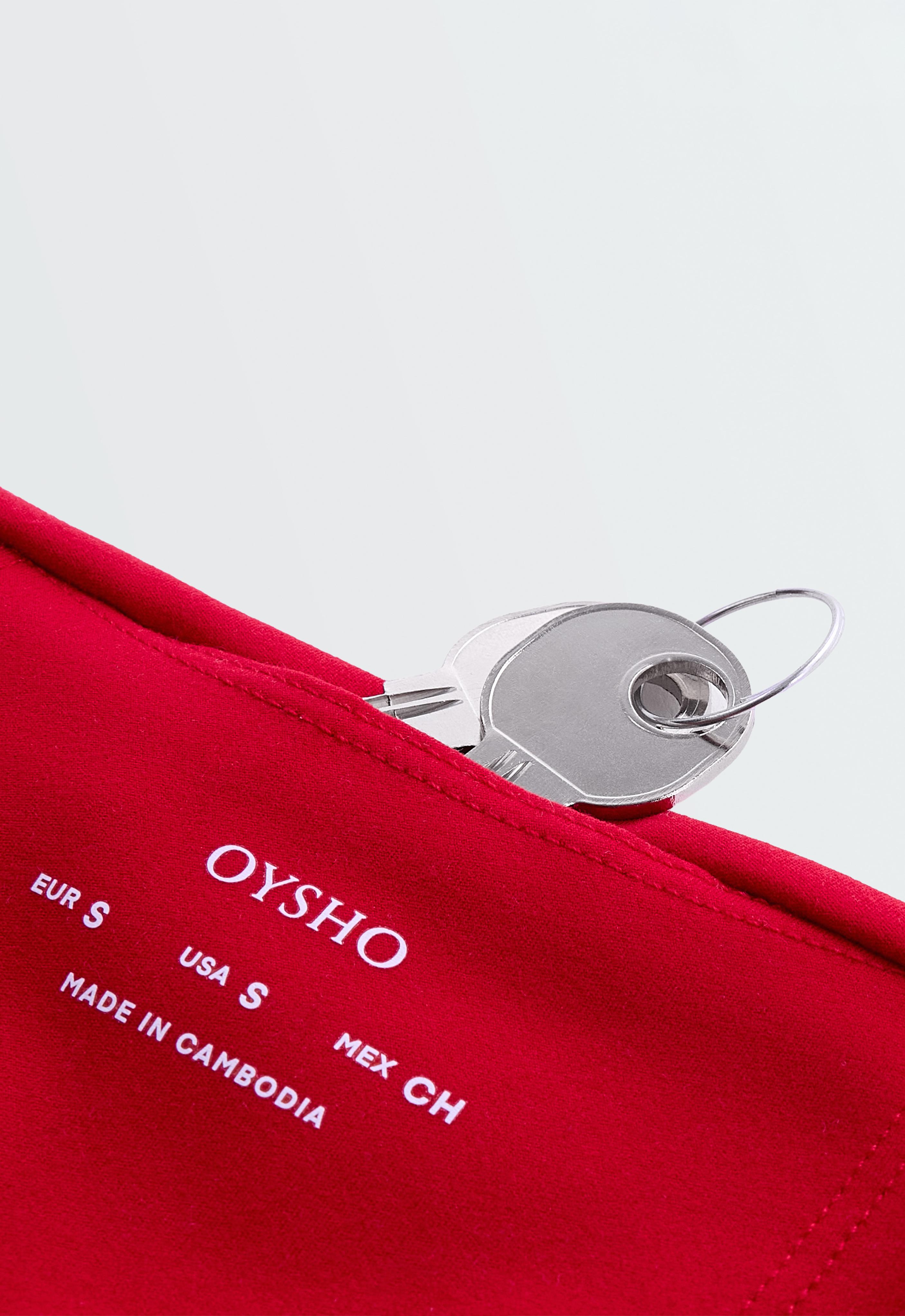 Comfortlux high-waisted 10cm hot pants — STRONG RED