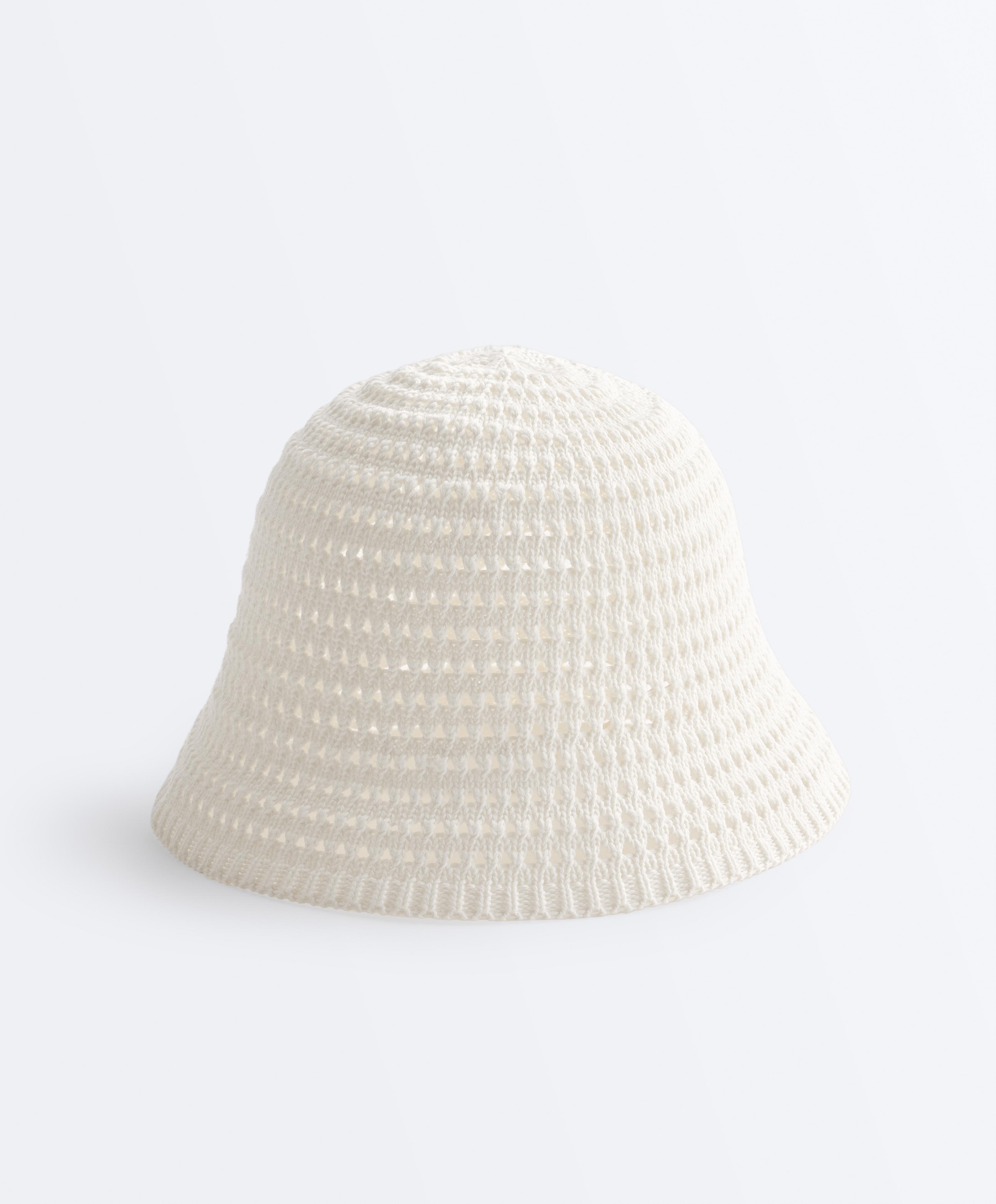100% cotton crochet bucket hat — PALE BEIGE