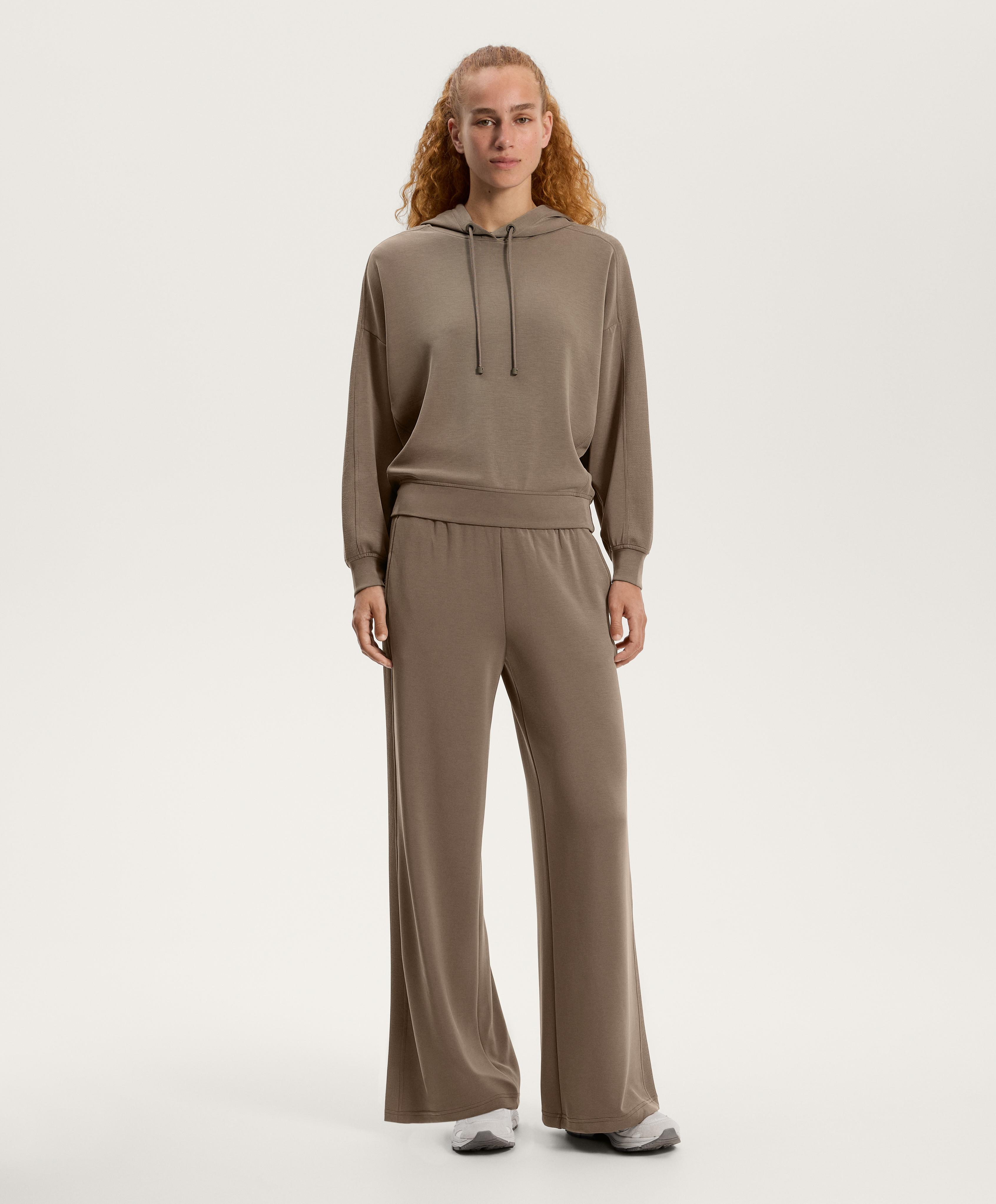 Total look droit rib latéral avec modal taupe foncé