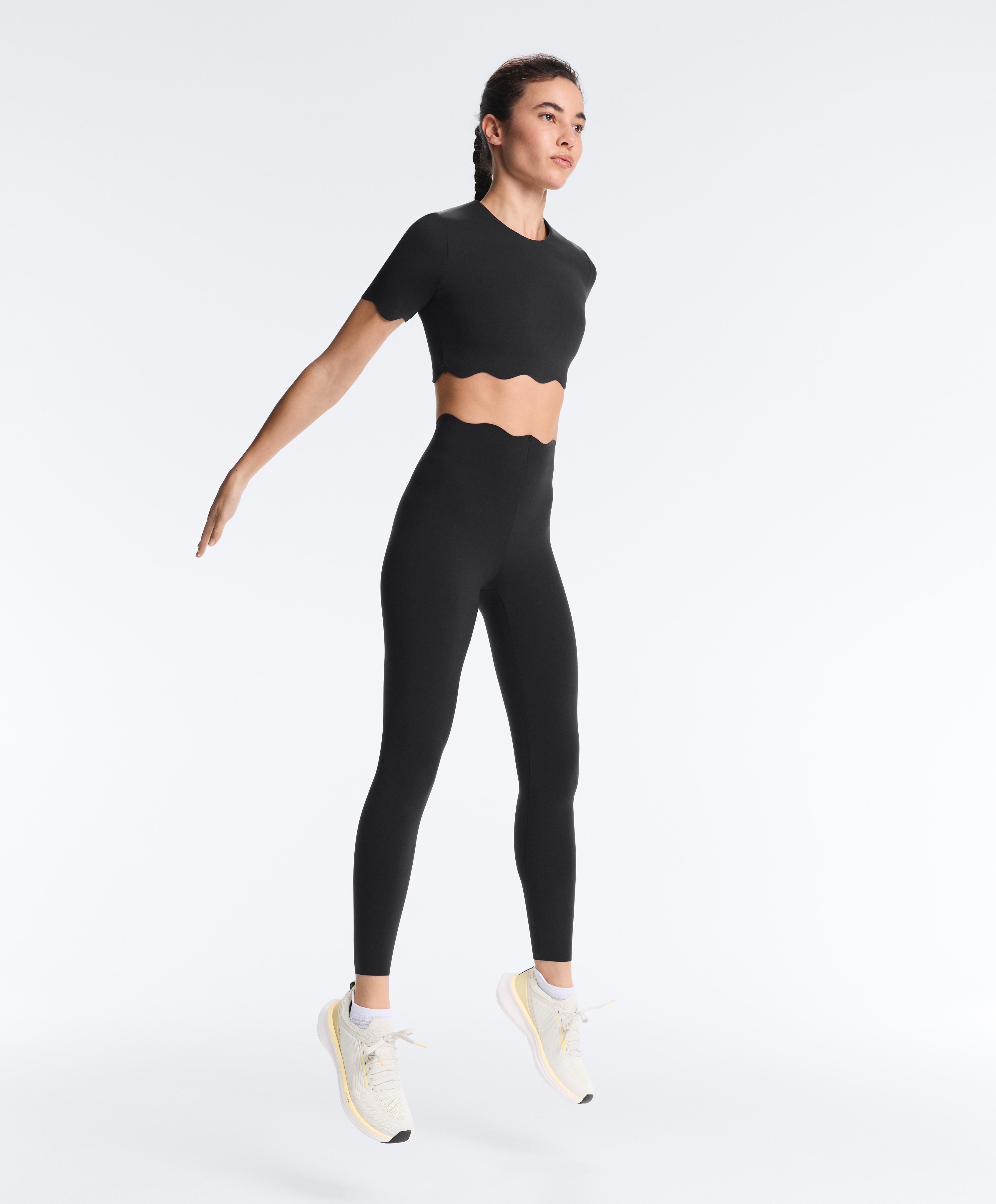 Oysho Dalgalı Top Tank top Compressive görsel 5