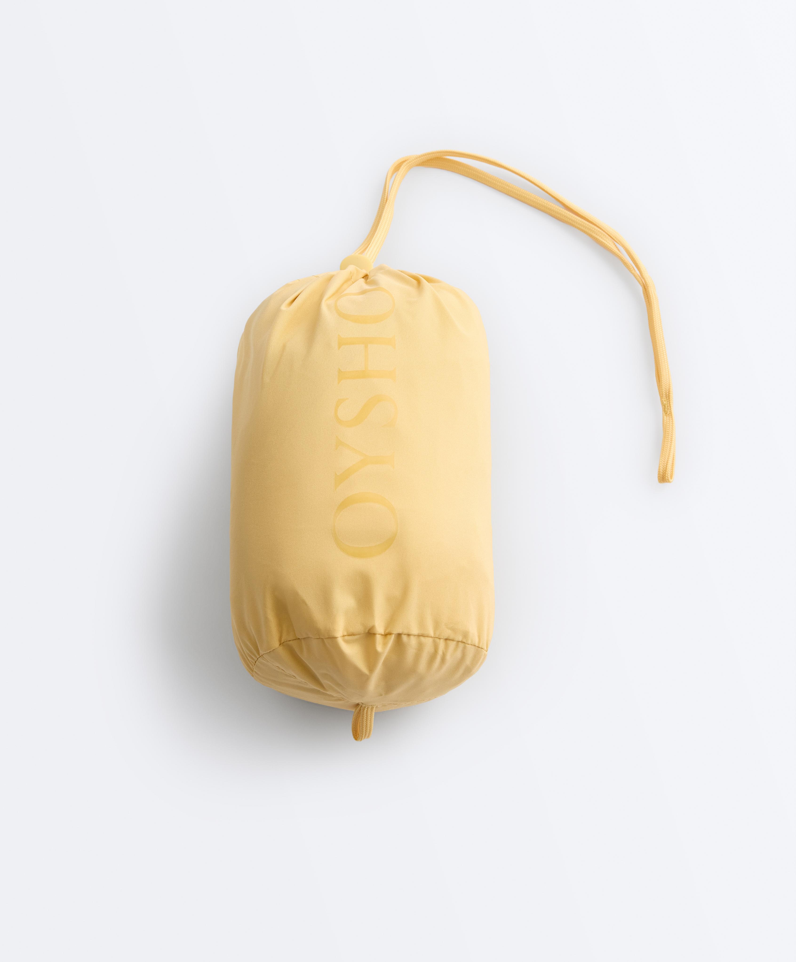 Packable super extra lightweight 10k waterproof jacket — MID-YELLOW