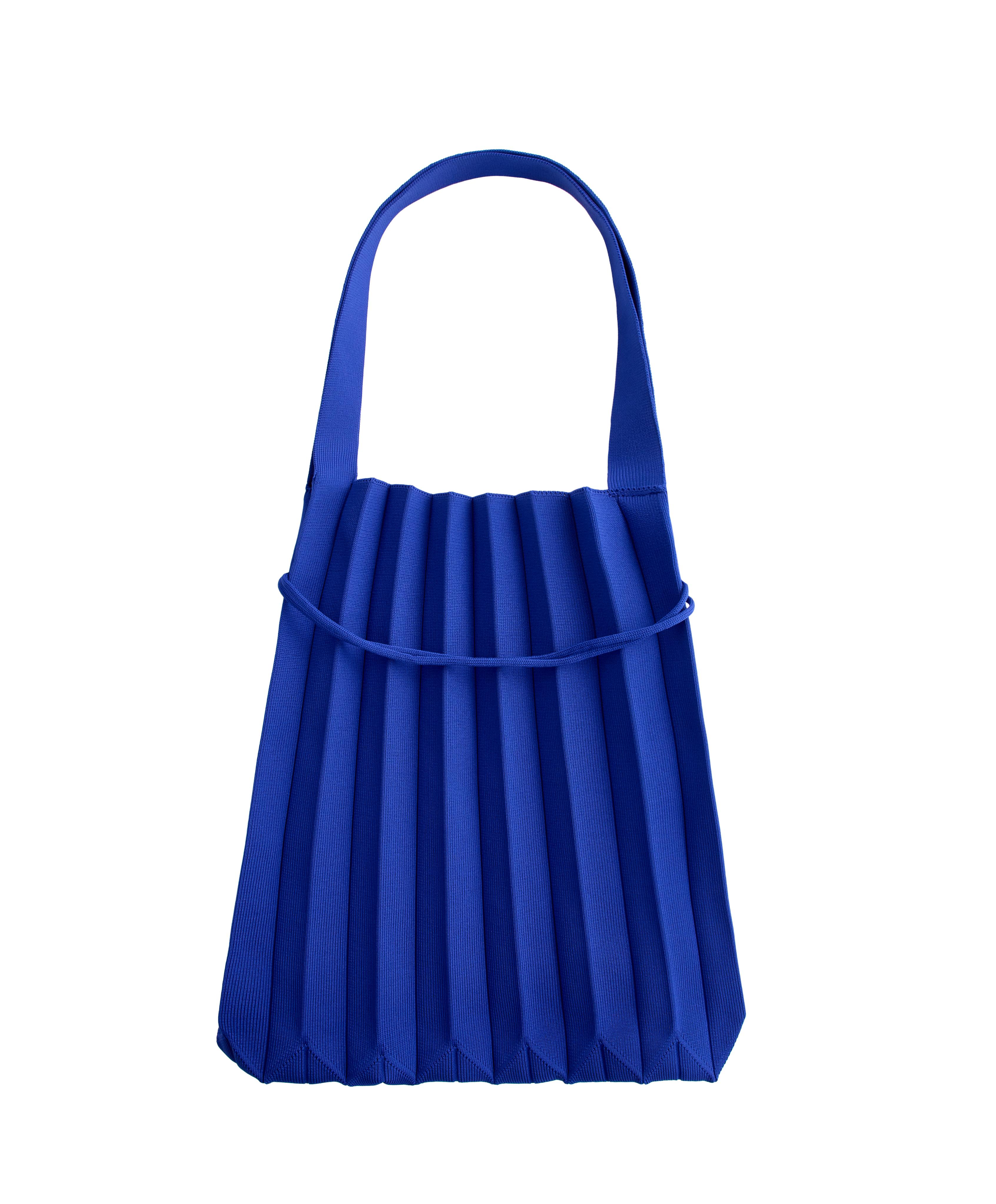 Pleated knit bag — KLEIN BLUE