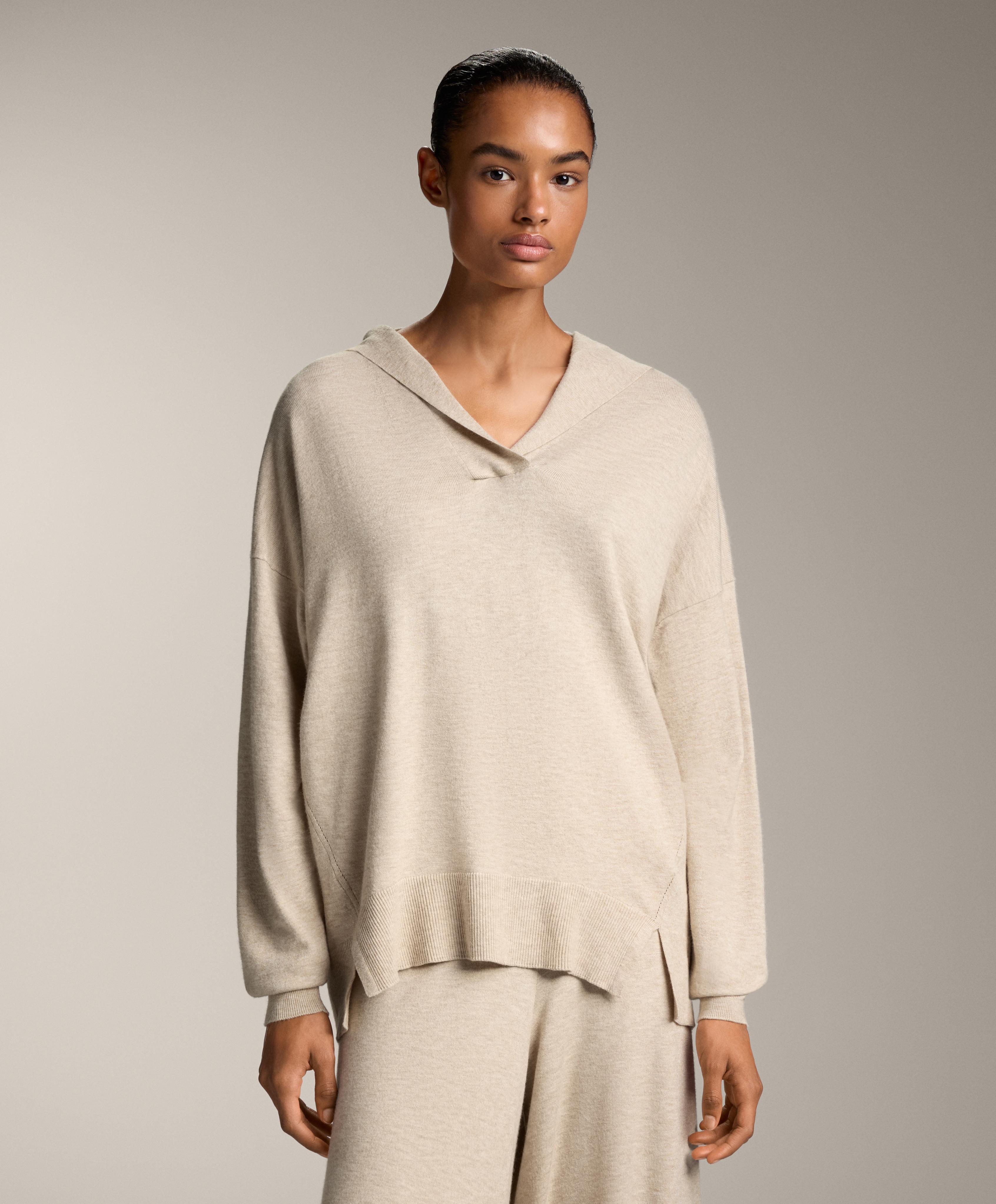 Fine knit hooded jumper Fine knit hooded jumper
