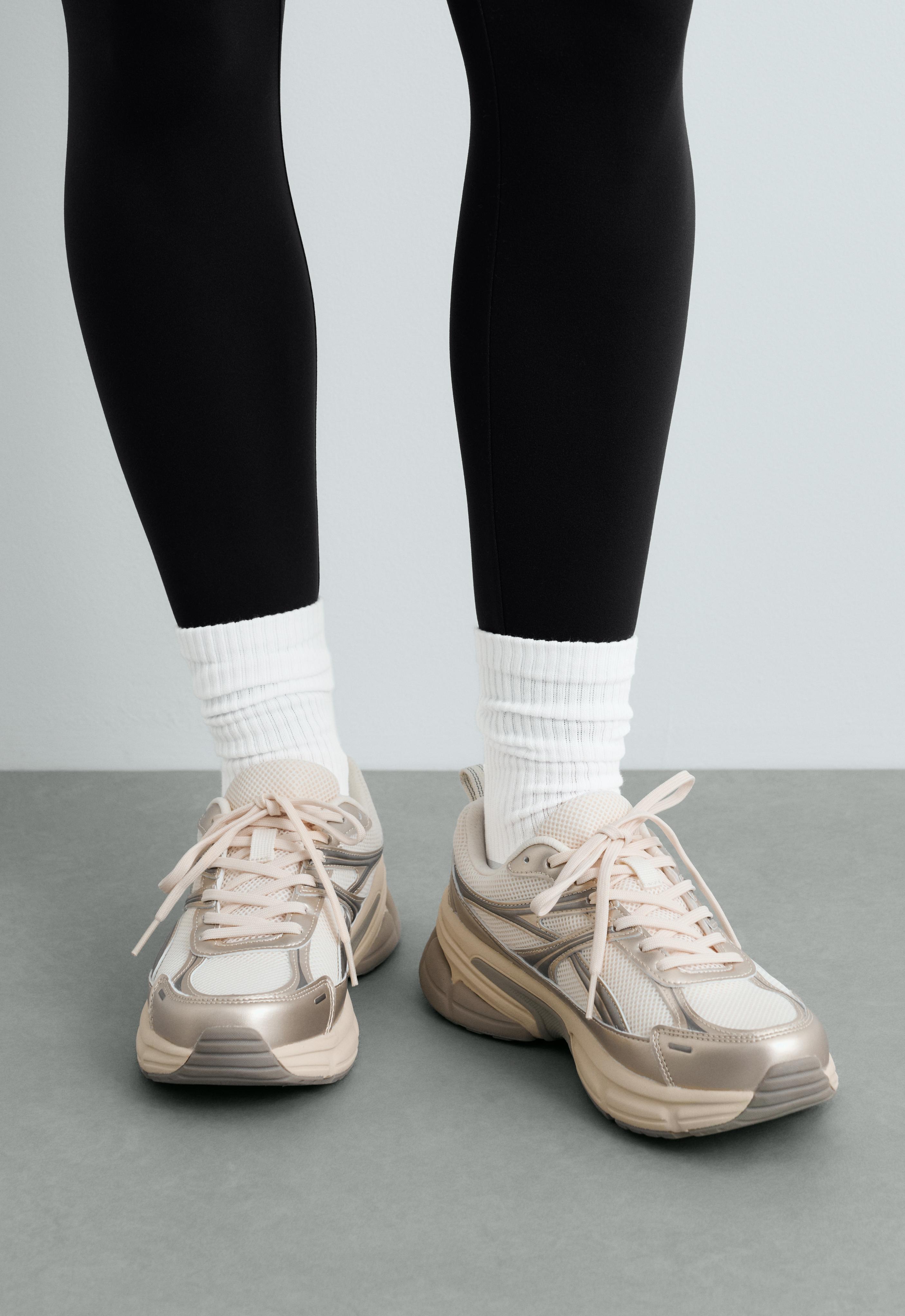 3 pairs of classic cotton blend sports socks — WHITE