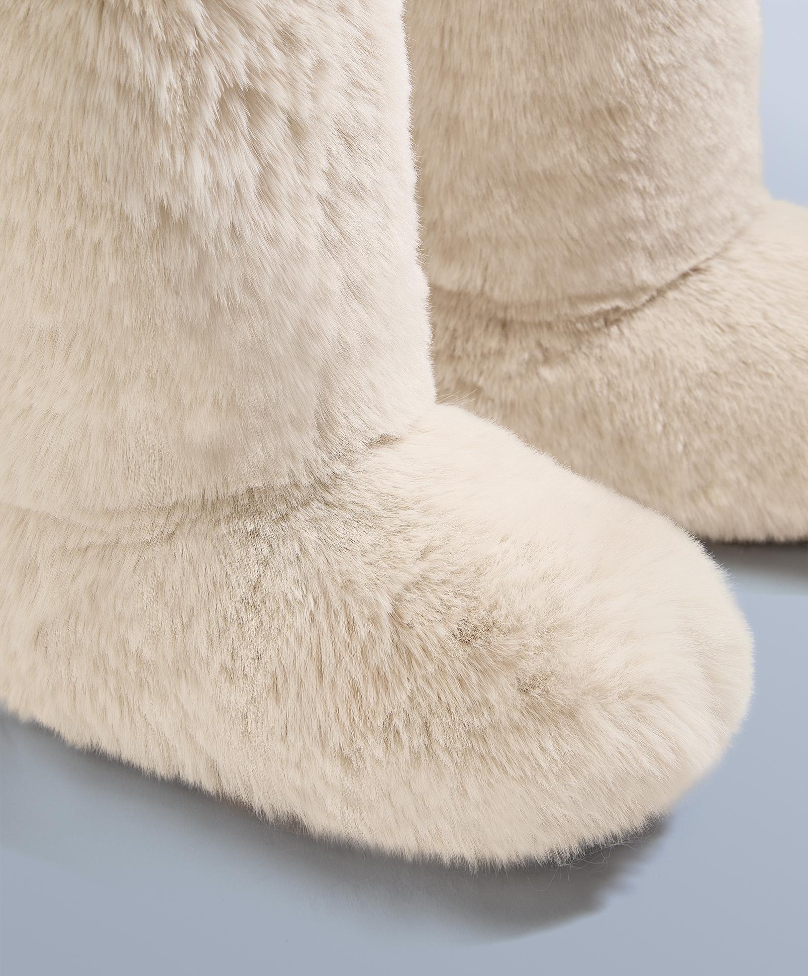 Technical faux-fur effect boot — ECRU
