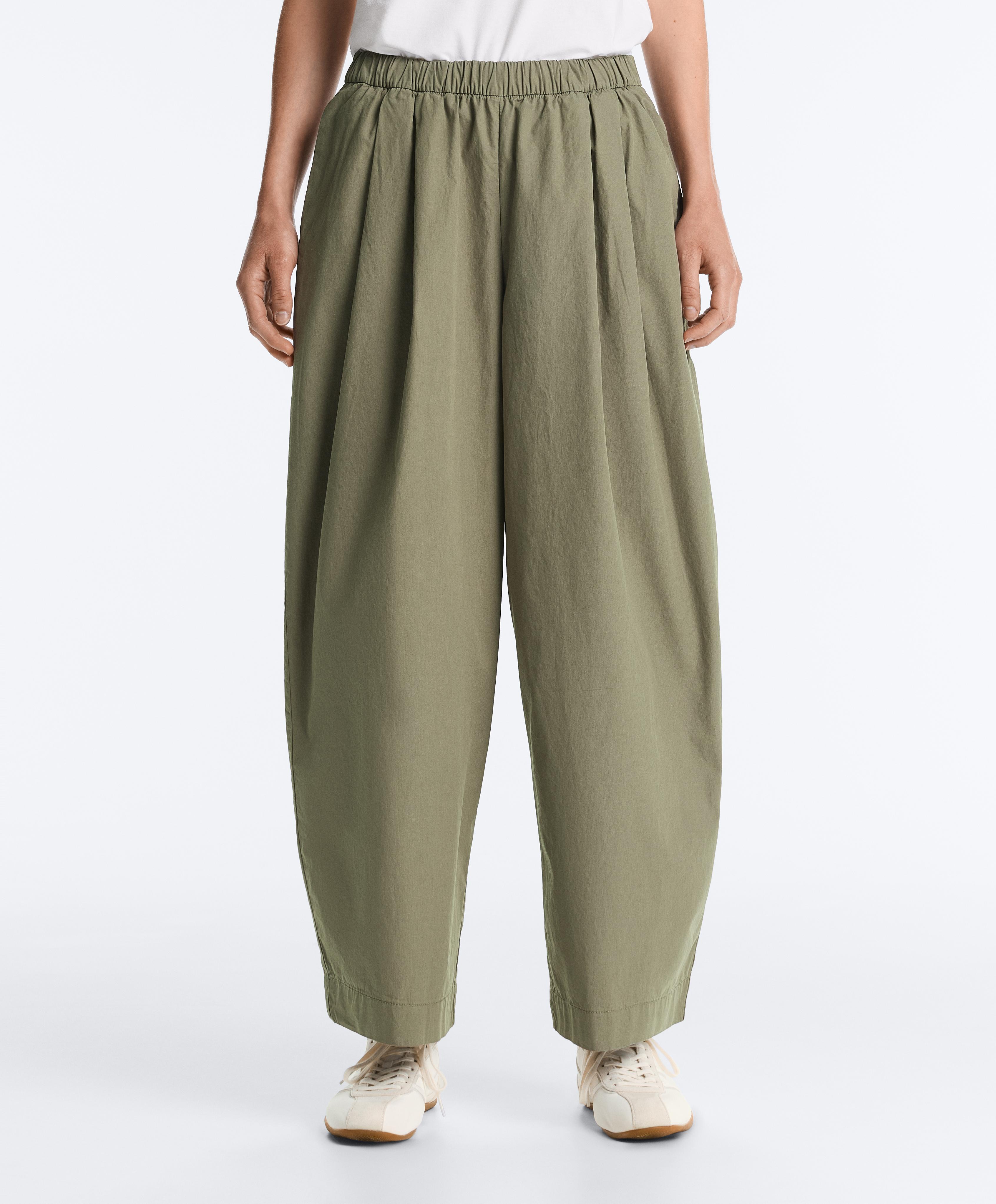 Pleated 100% cotton tapered trousers — LIGHT KHAKI