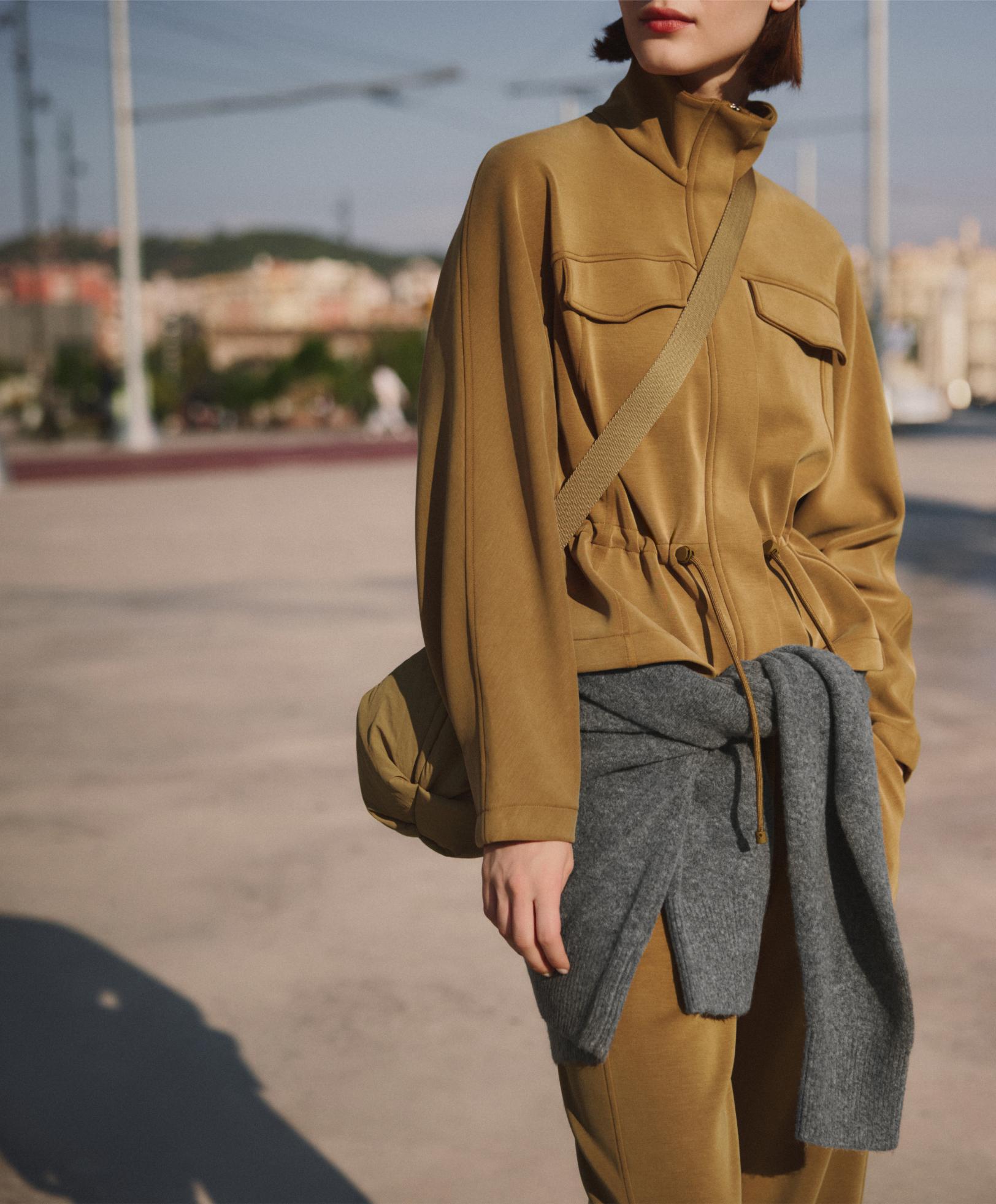 Short adjustable waist jacket with brushed modal