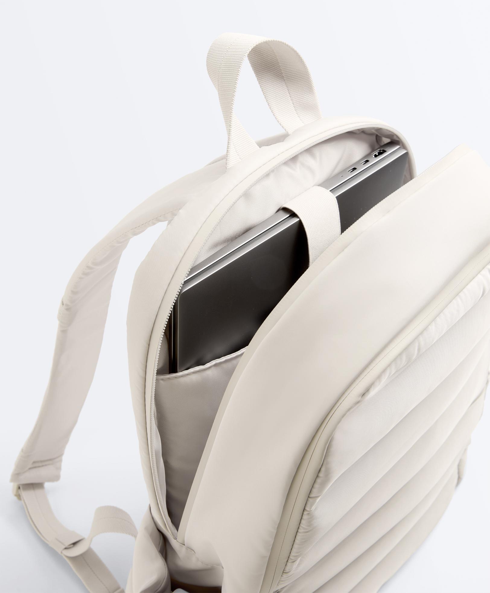 Padded backpack — ECRU
