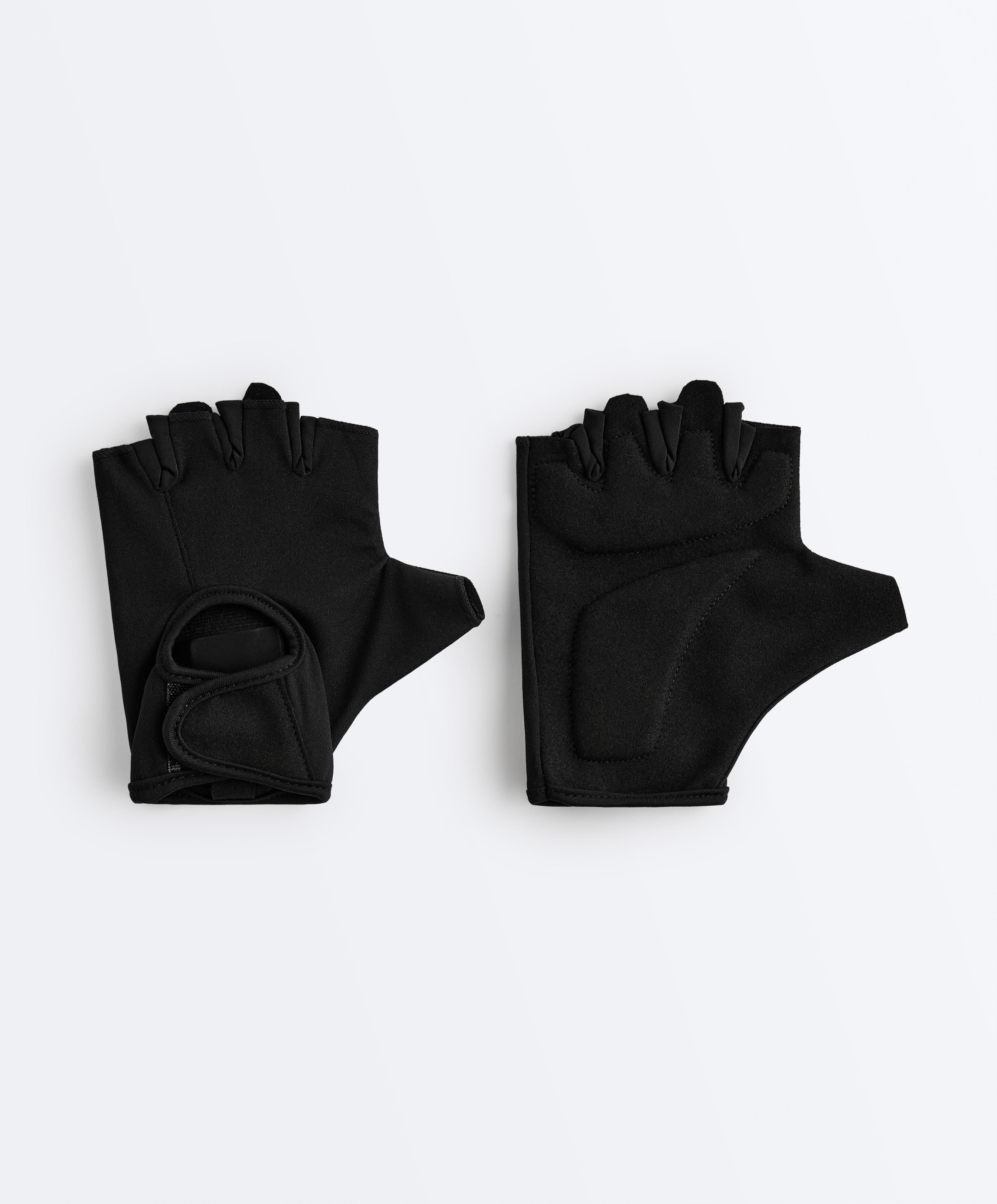 Training Gloves — BLACK