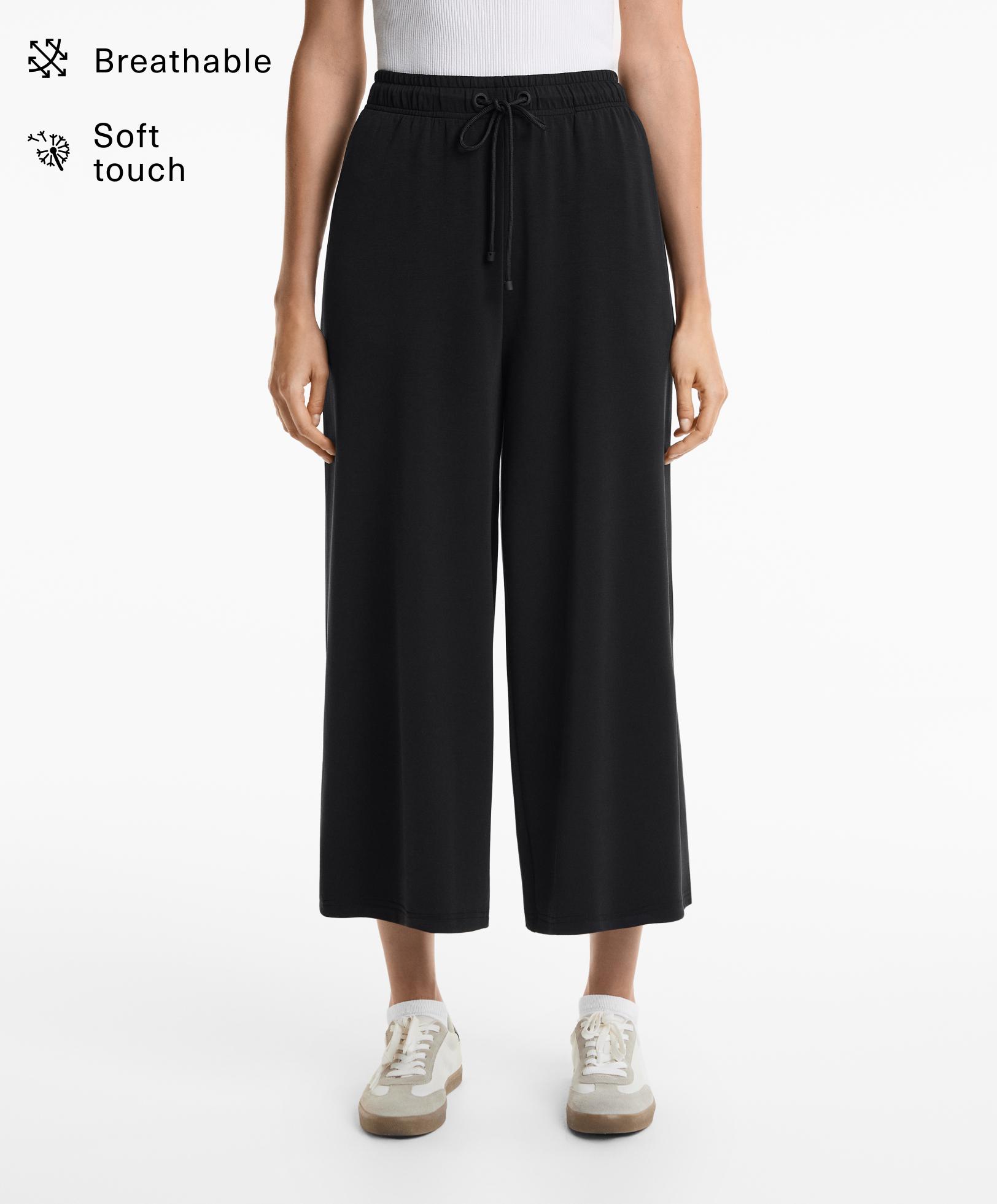 Pantaloni crop wide leg con modal morbido al tatto