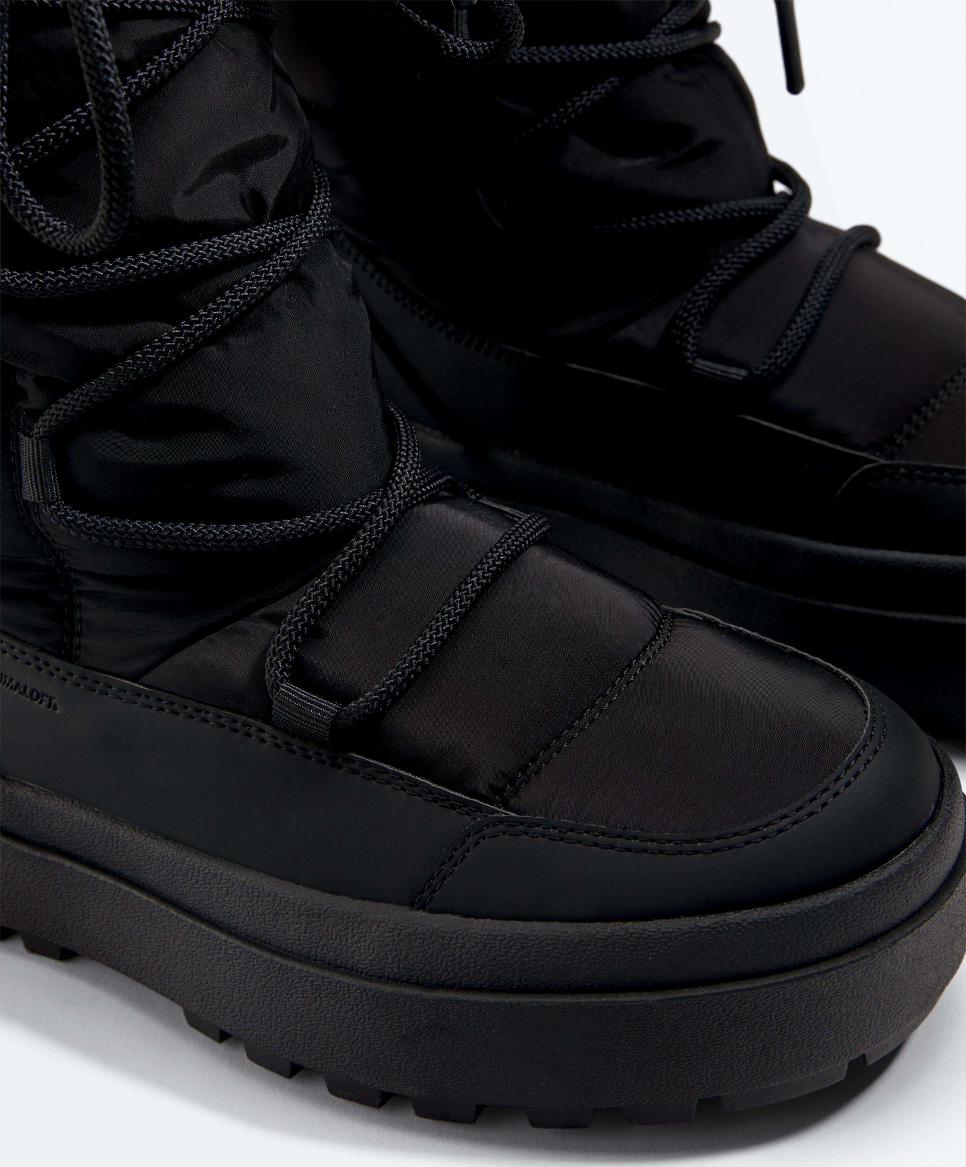 Lace-up après-ski boot with fur collar — BLACK