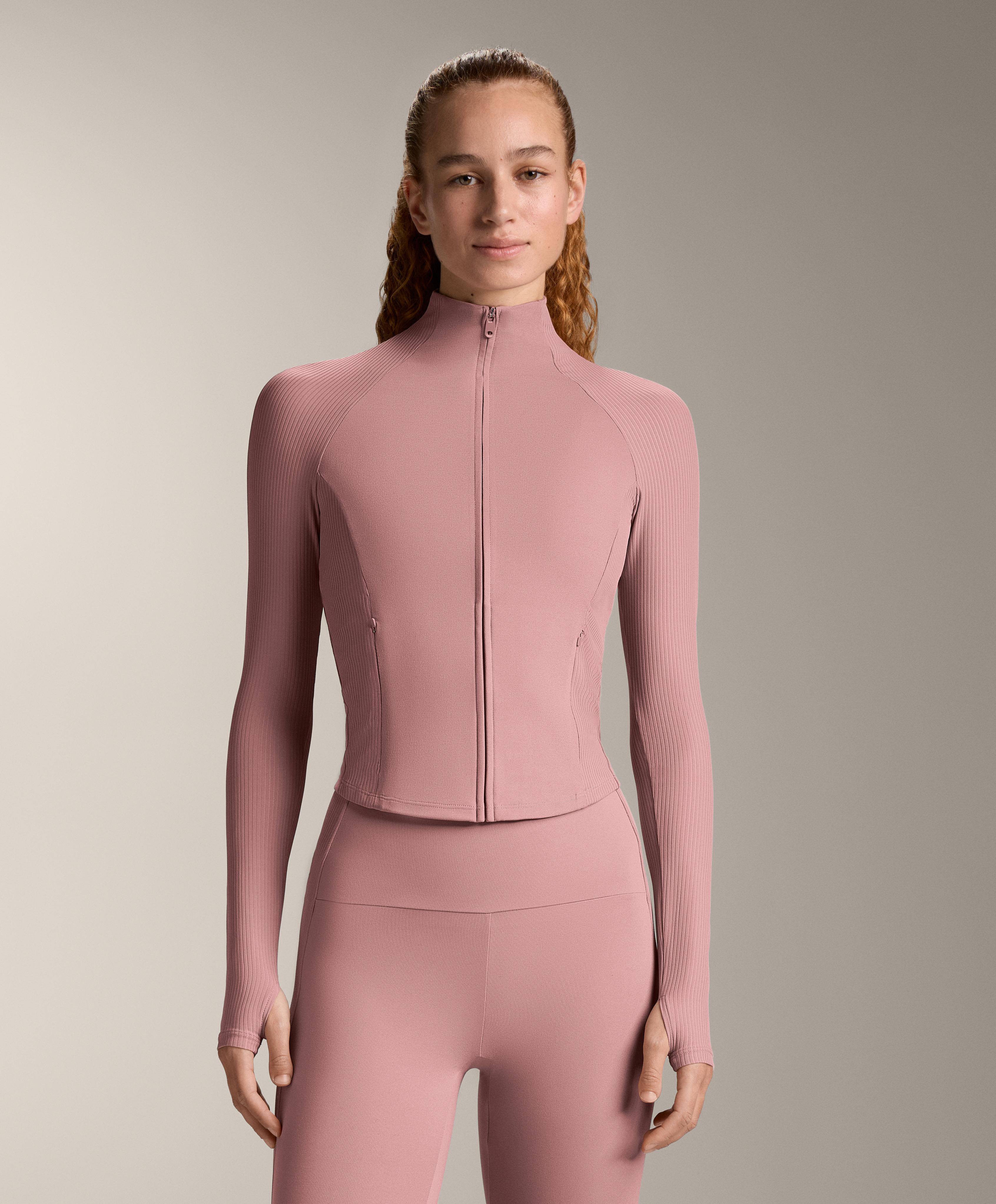 جاكيت تقني محزز جاكيت تقني محزز