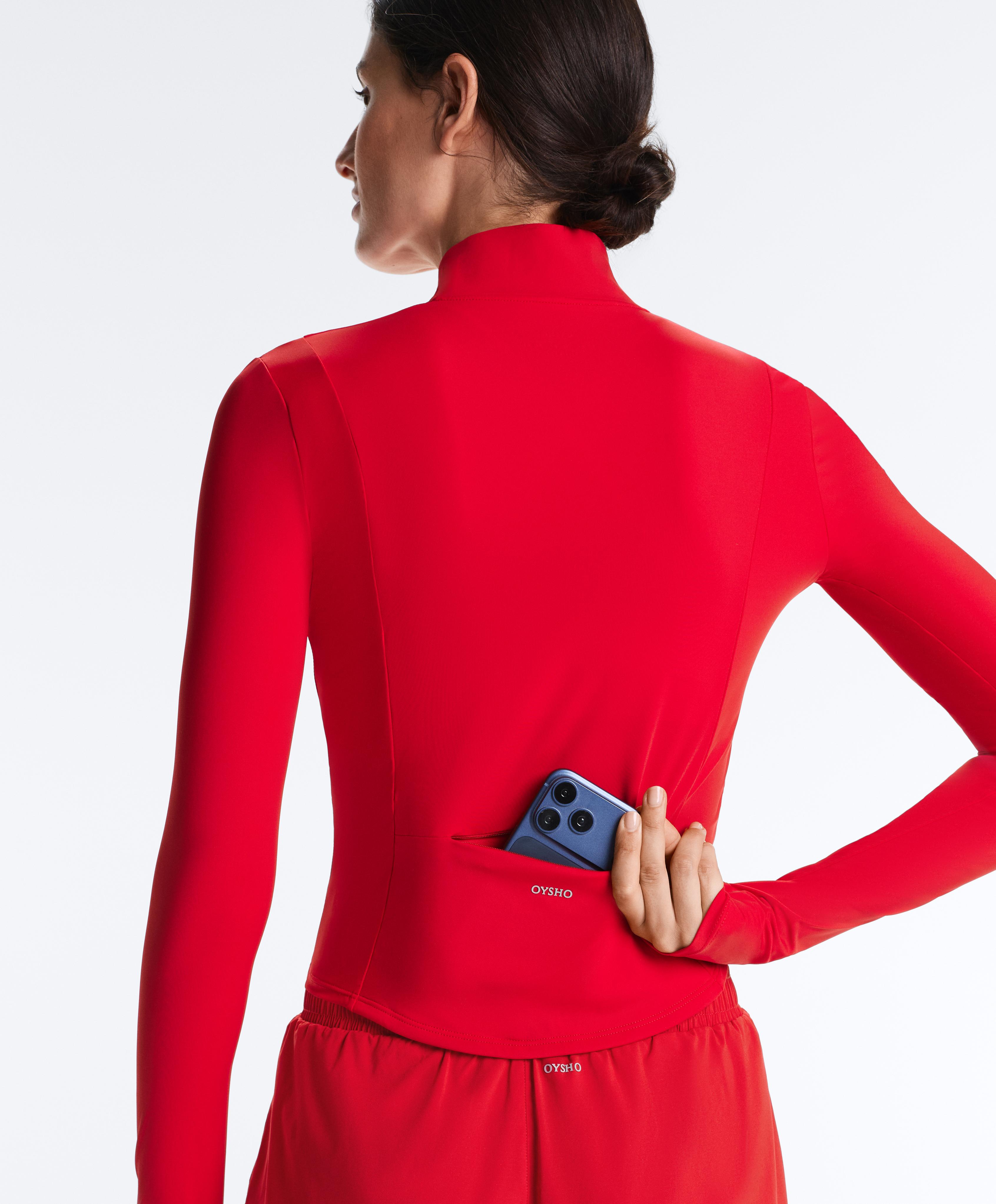 Short Light Touch technical jacket — STRONG RED