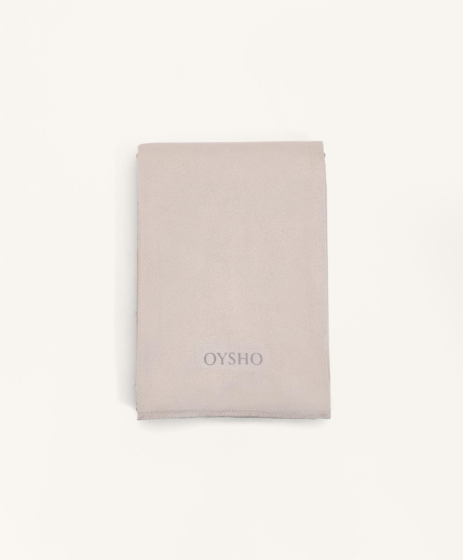 Adjustable mat towel