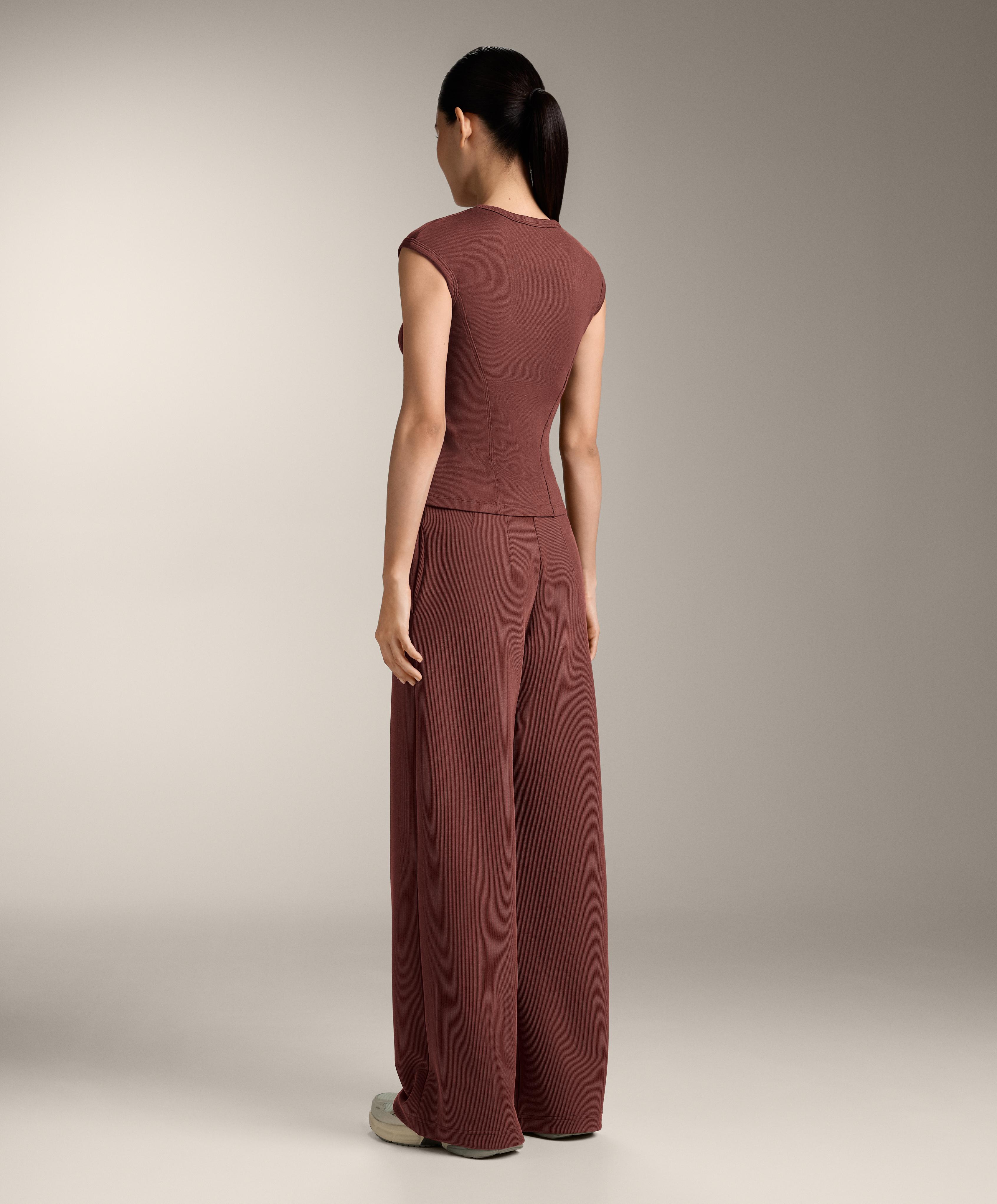 Short-sleeved rib top with cotton and modal — MAHOGANY