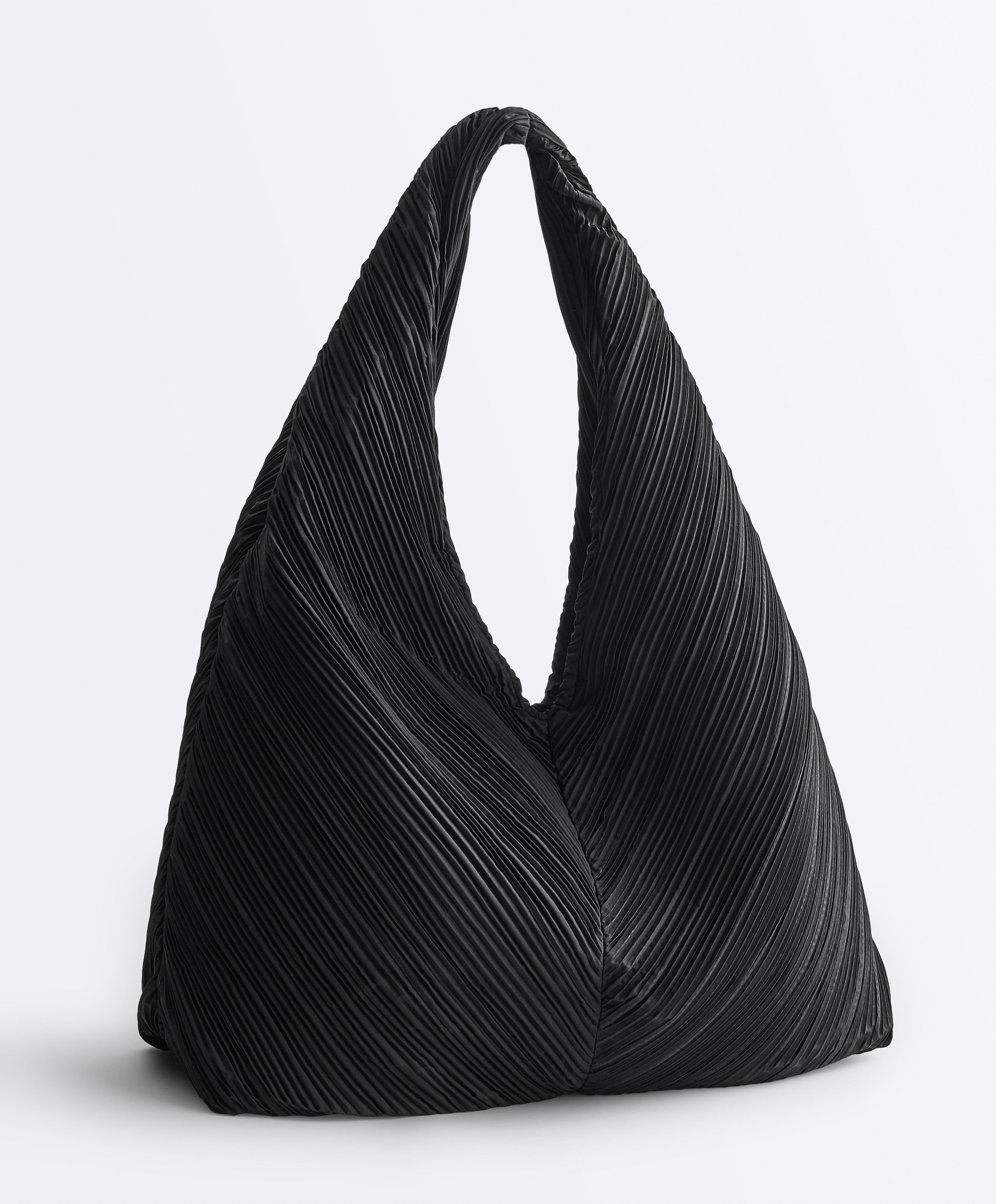 Pleated nylon shoulder bag — BLACK