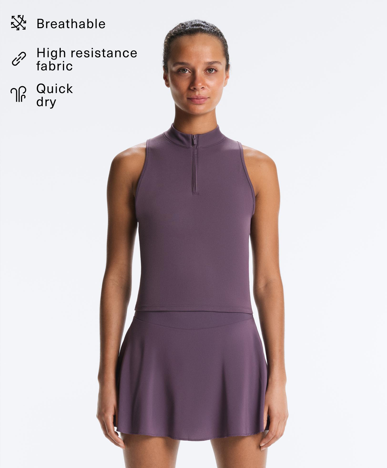 Sleeveless half-zip T-shirt