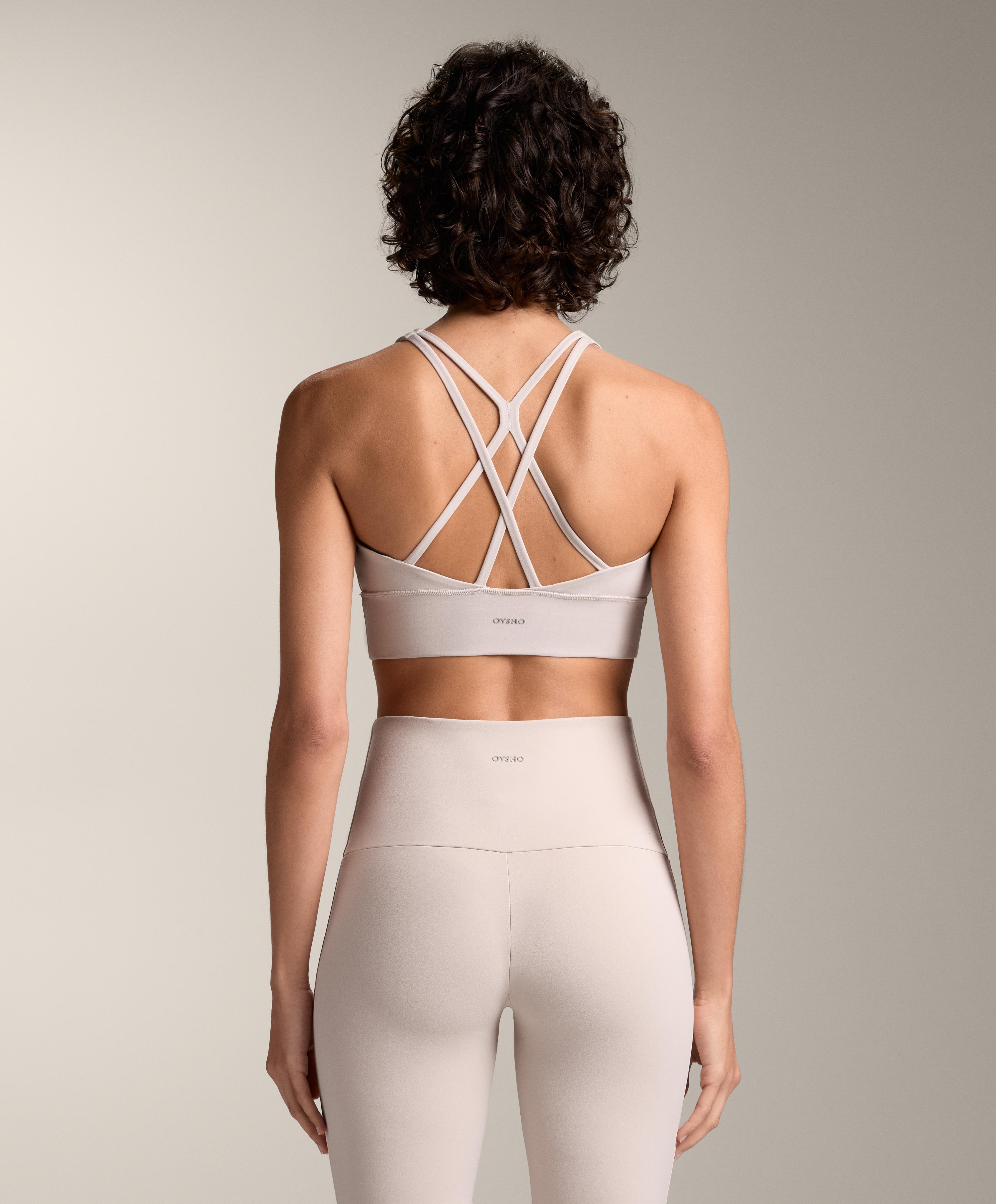 Comfortlux medium support sports bra with cups