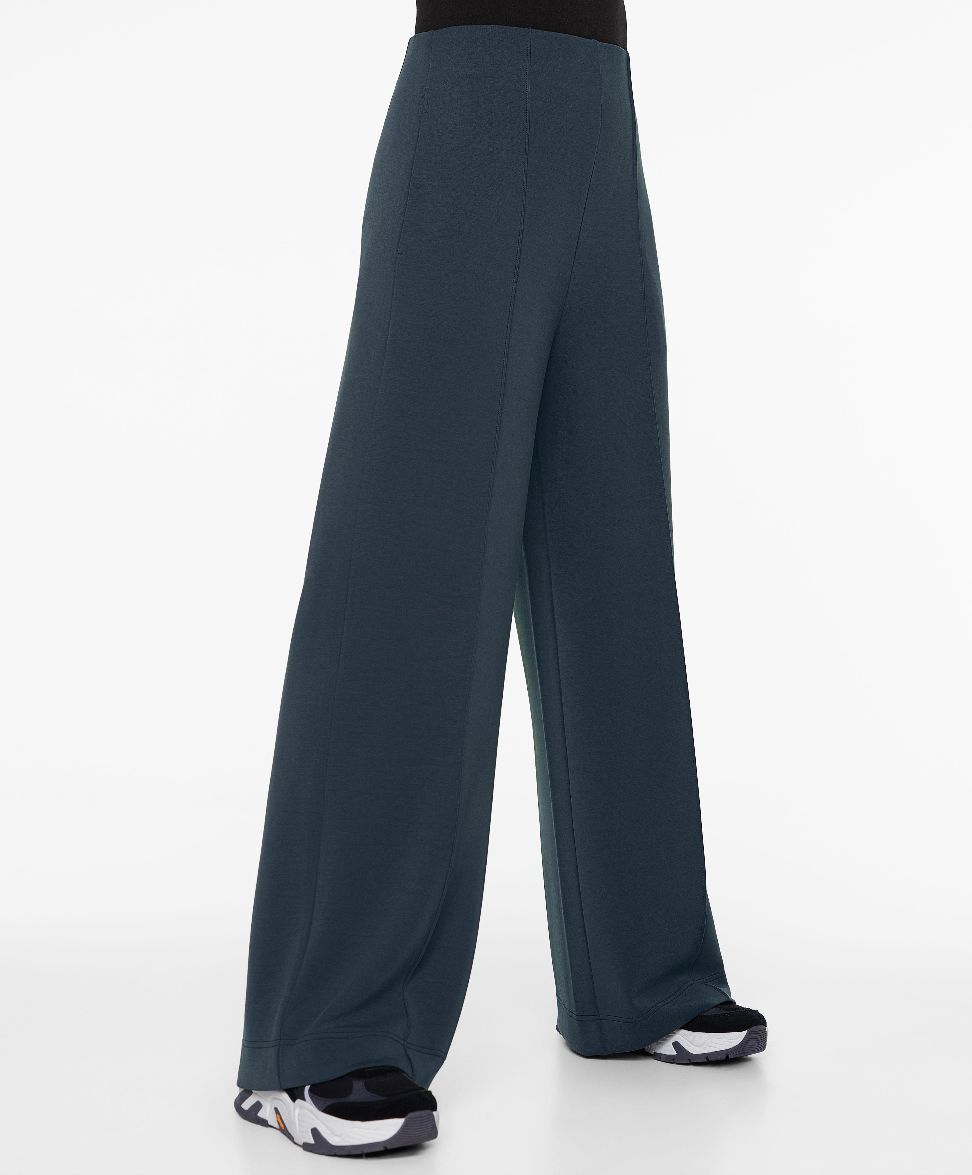 Straight-leg trousers with modal and crease