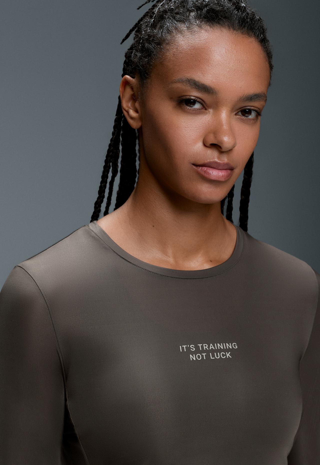 Long-sleeved technical T-shirt with text — CHARCOAL GREY