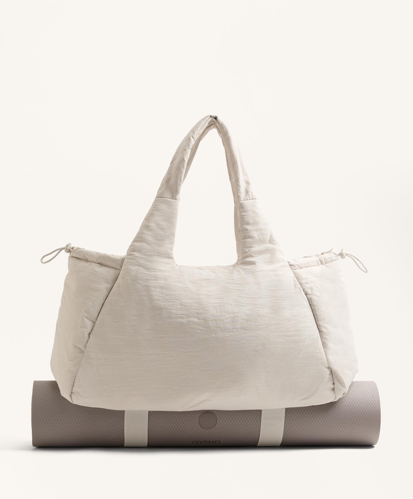 Gathered mat carry bag Gathered mat carry bag