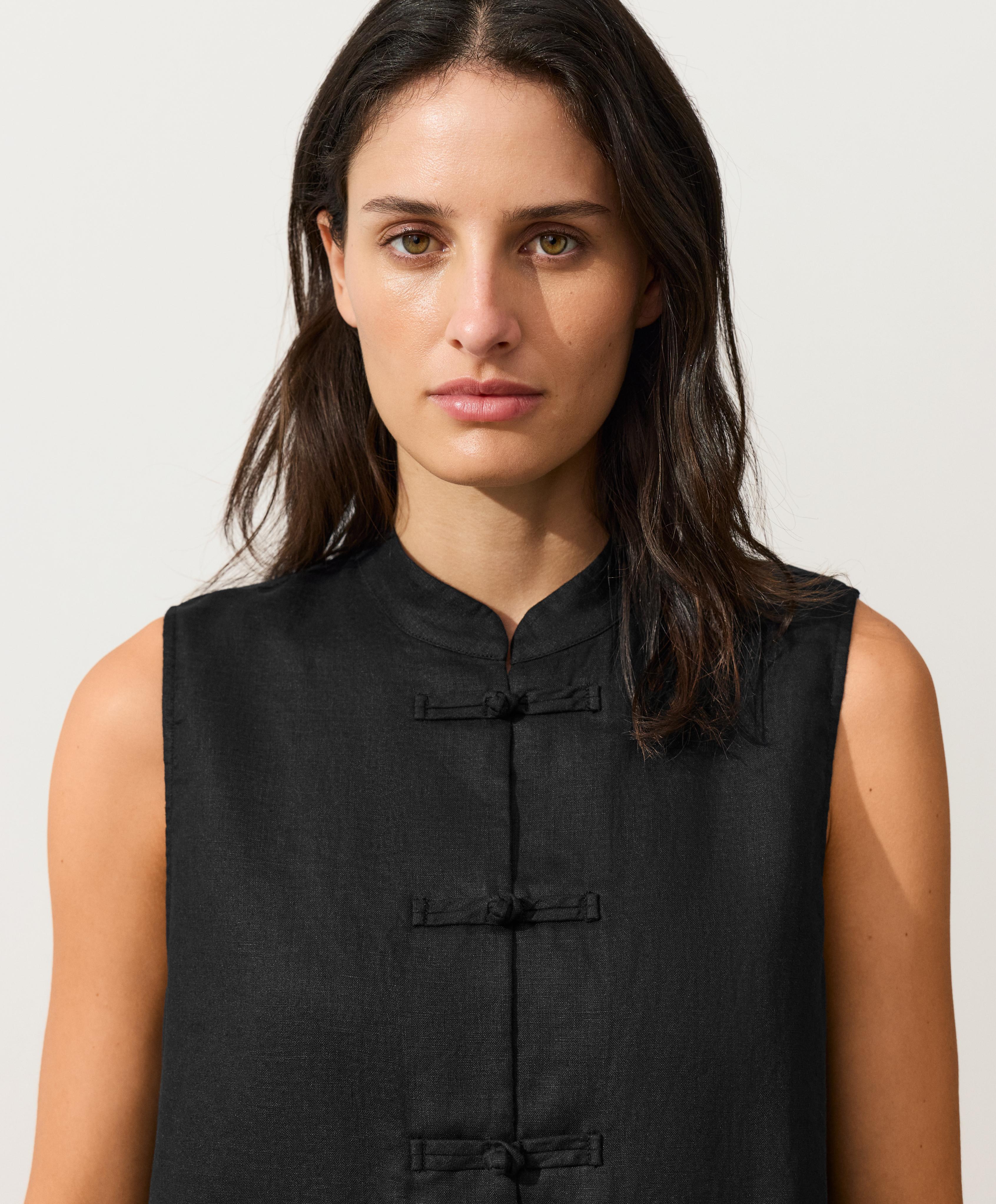 100% linen sleeveless stand-up collar shirt — BLACK