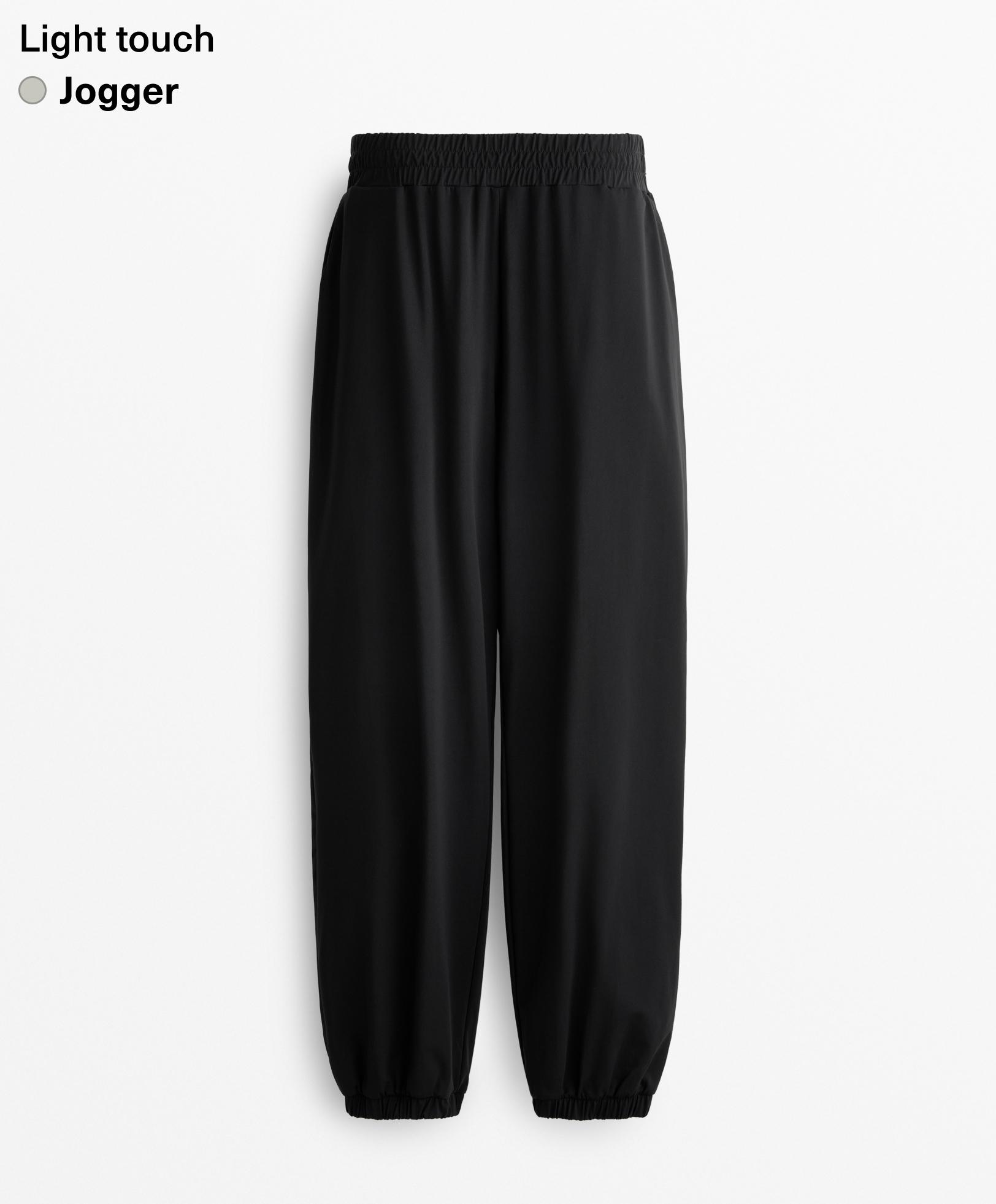 Pantalón jogger light touch