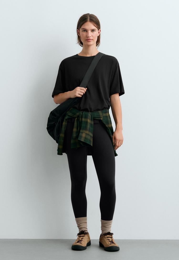 Boxy short-sleeved cotton blend T-shirt — BLACK