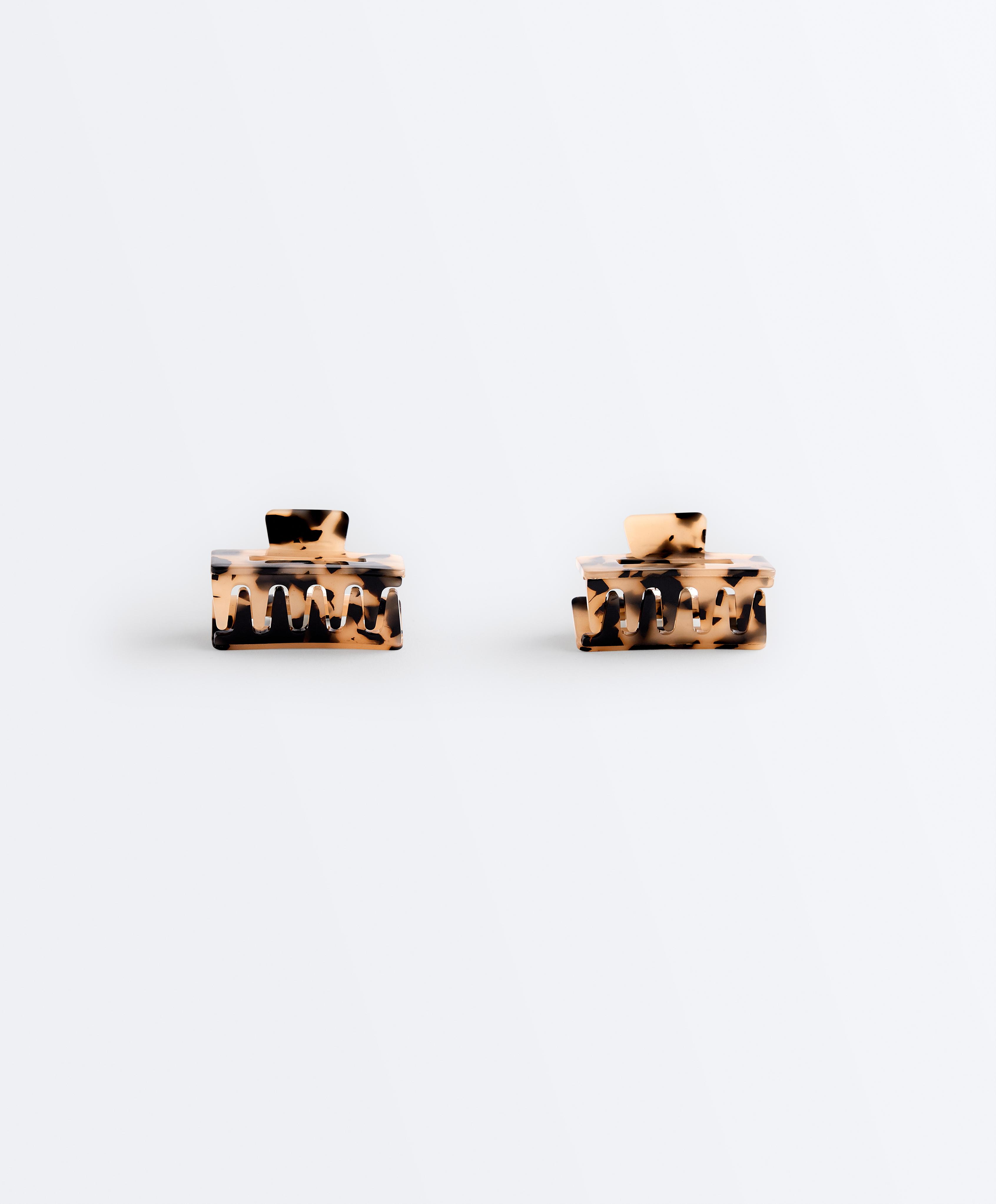 2 tortoiseshell square hair clips — BLACK