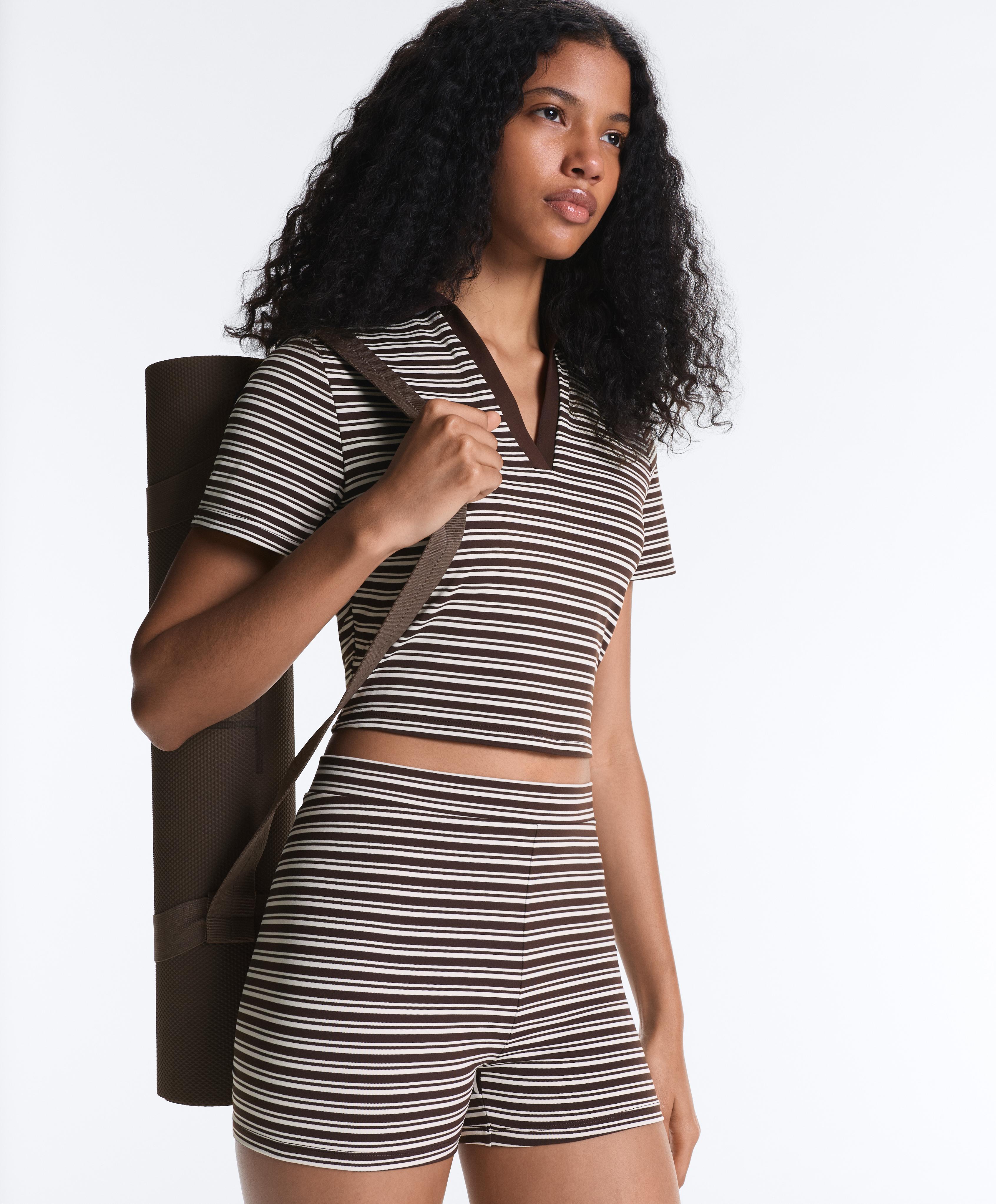 Comfortlux high-rise 5cm striped hot pants — DARK BROWN