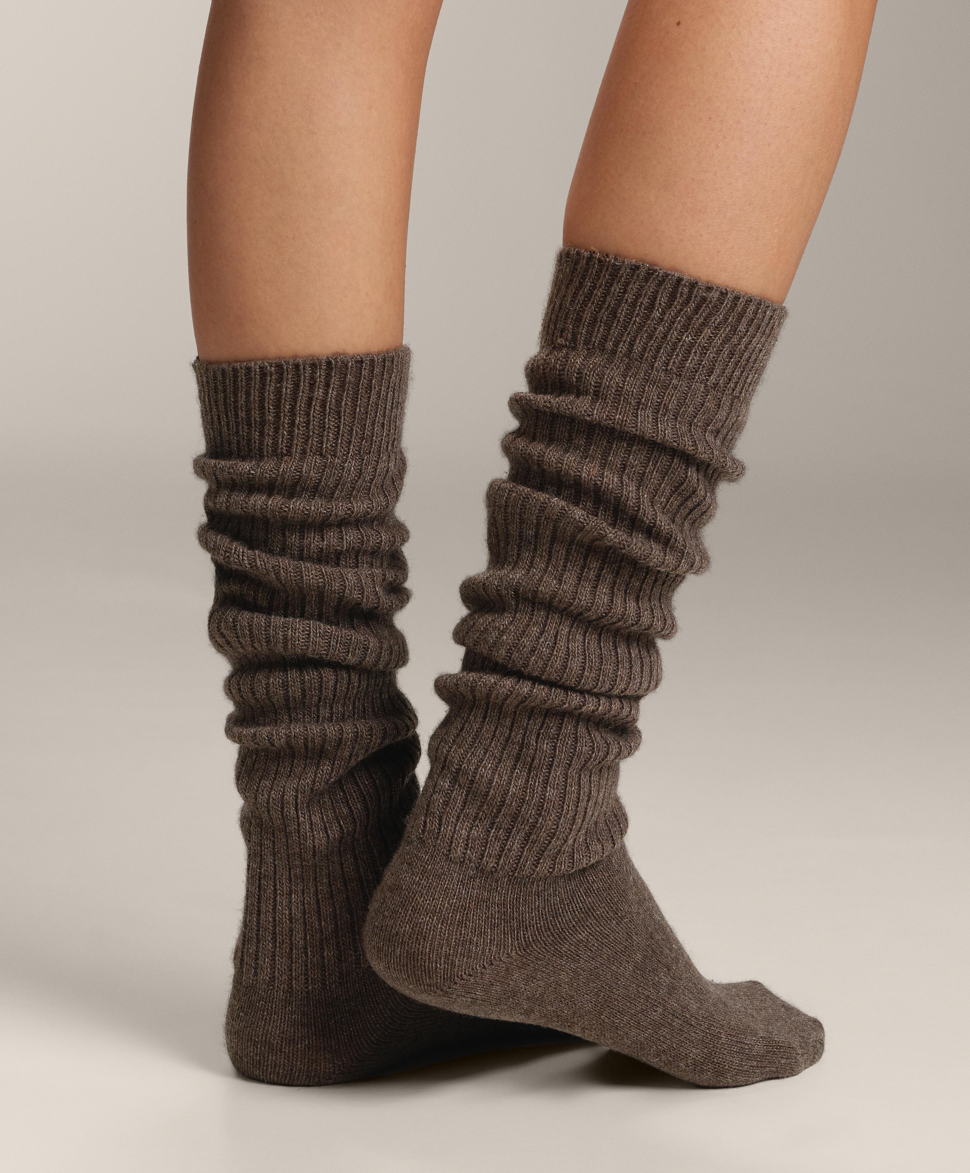 18% cashmere 13% wool long socks — DARK BROWN