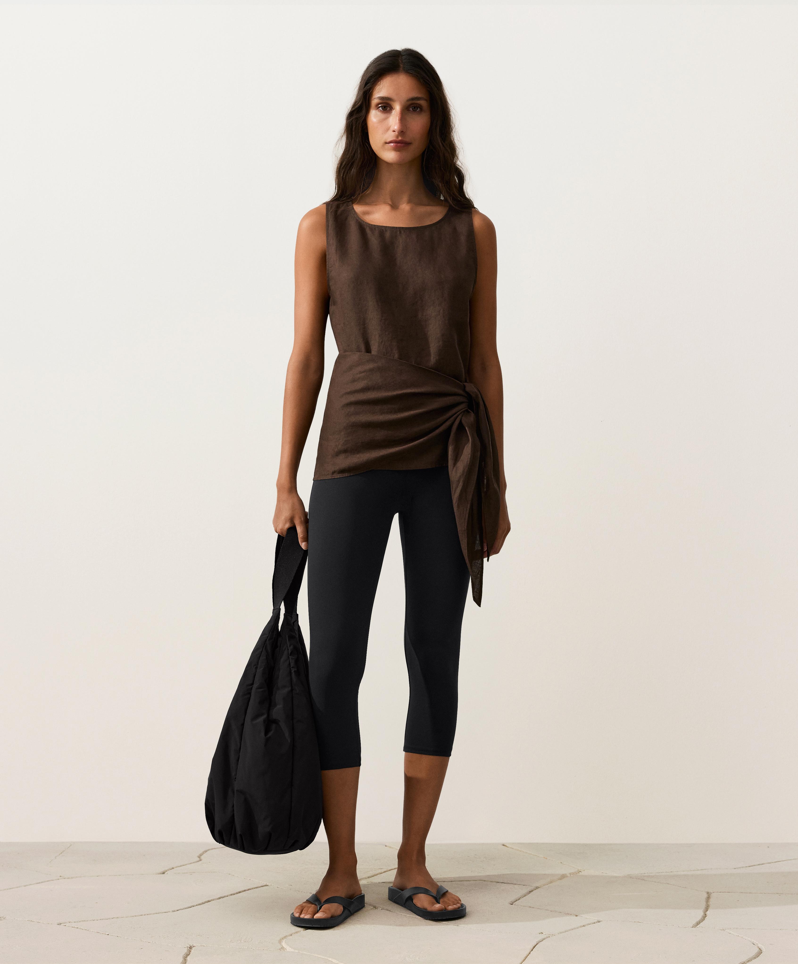 Sleeveless top with 100% linen scarf — DARK BROWN